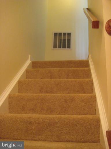 WOODGATE MANOR - Residential Lease