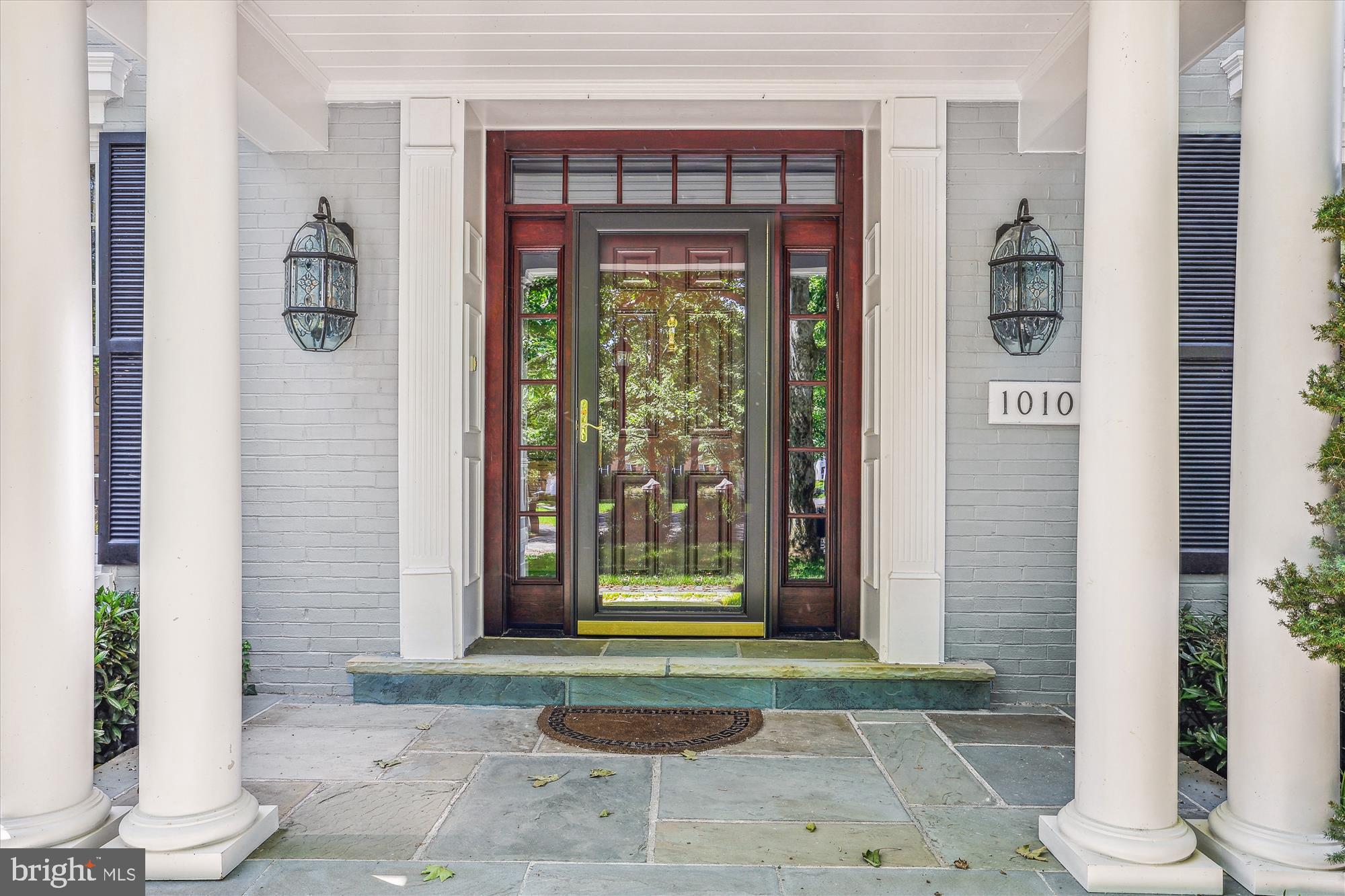 AVENEL - Residential