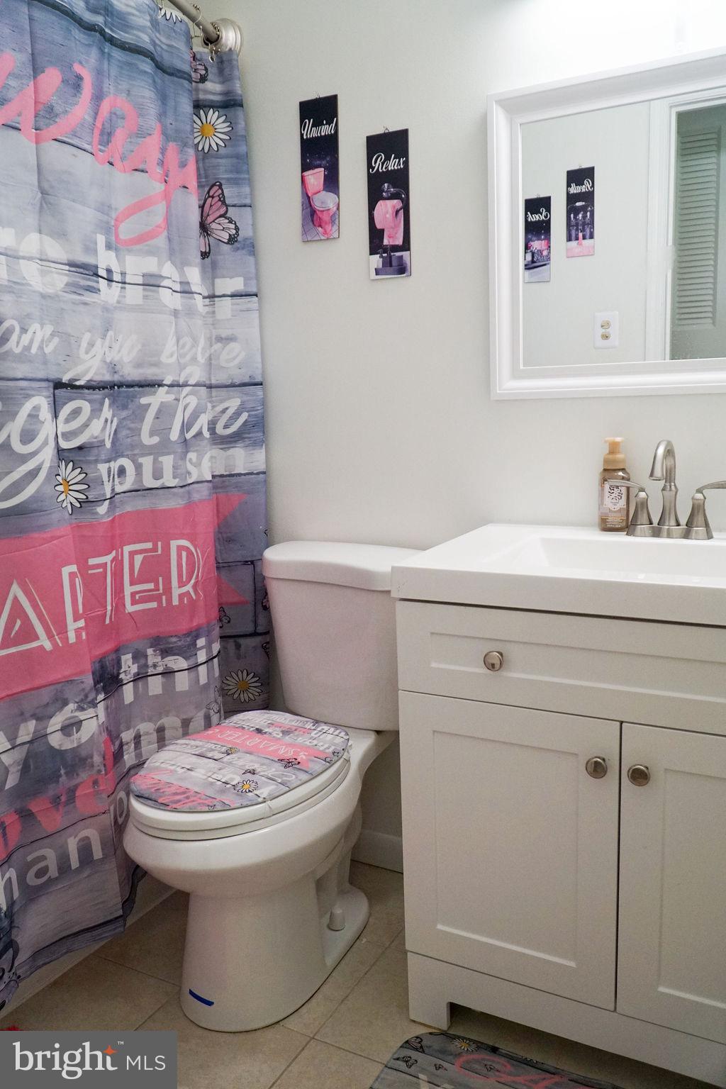 MONTPELIER OAKS - Residential