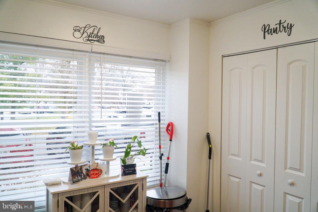 MONTPELIER OAKS - Residential