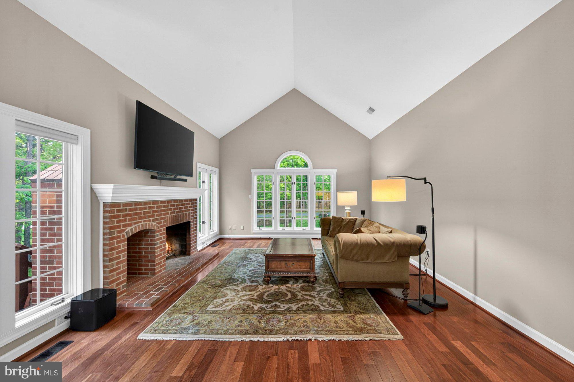 PLEASANT FOREST - Residential