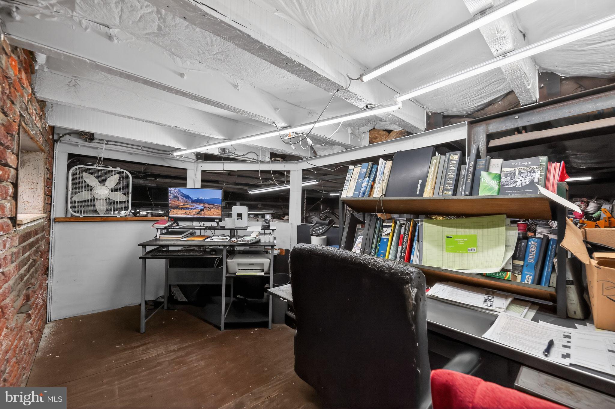 HARROWGATE - Commercial Sale