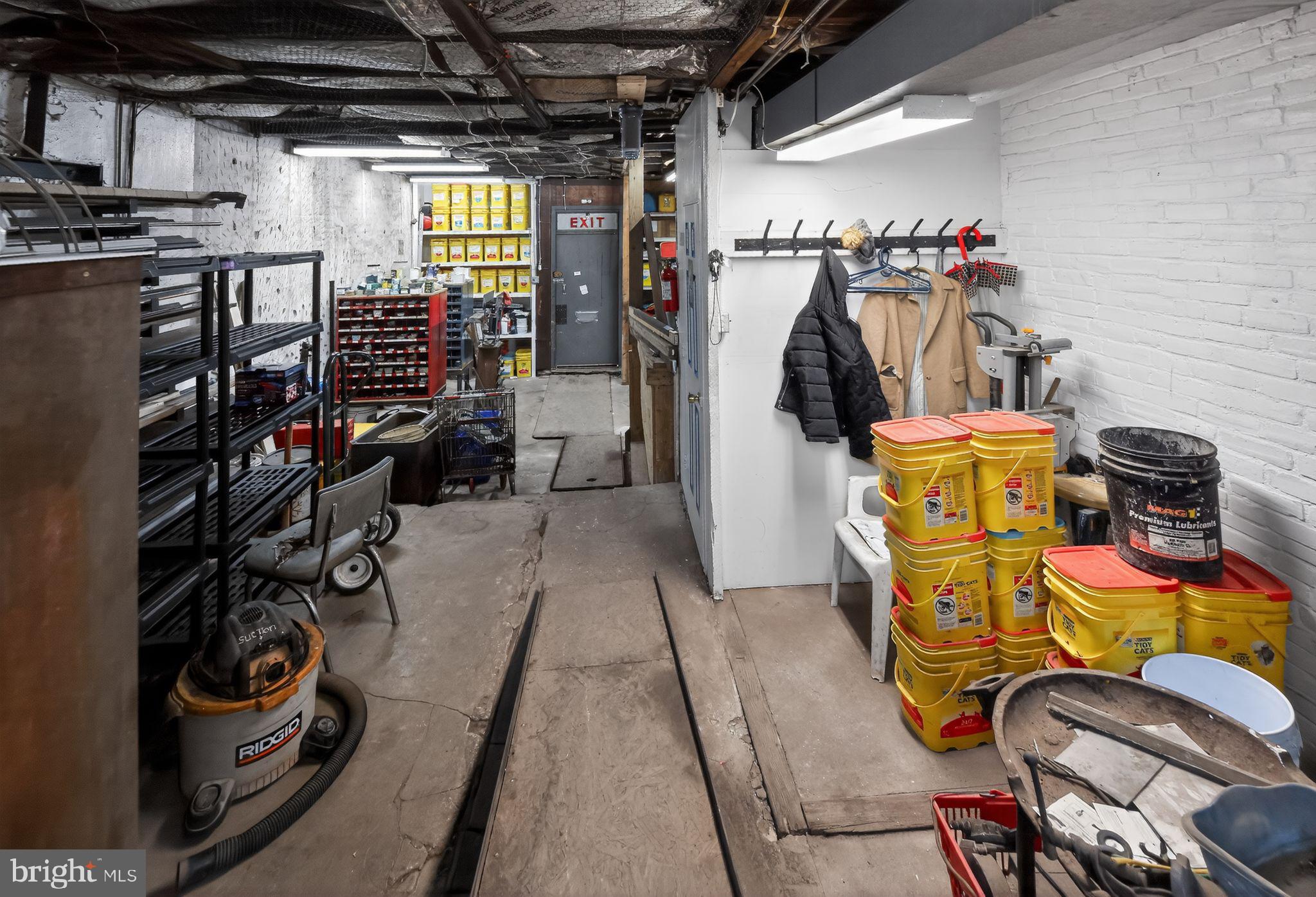 HARROWGATE - Commercial Sale