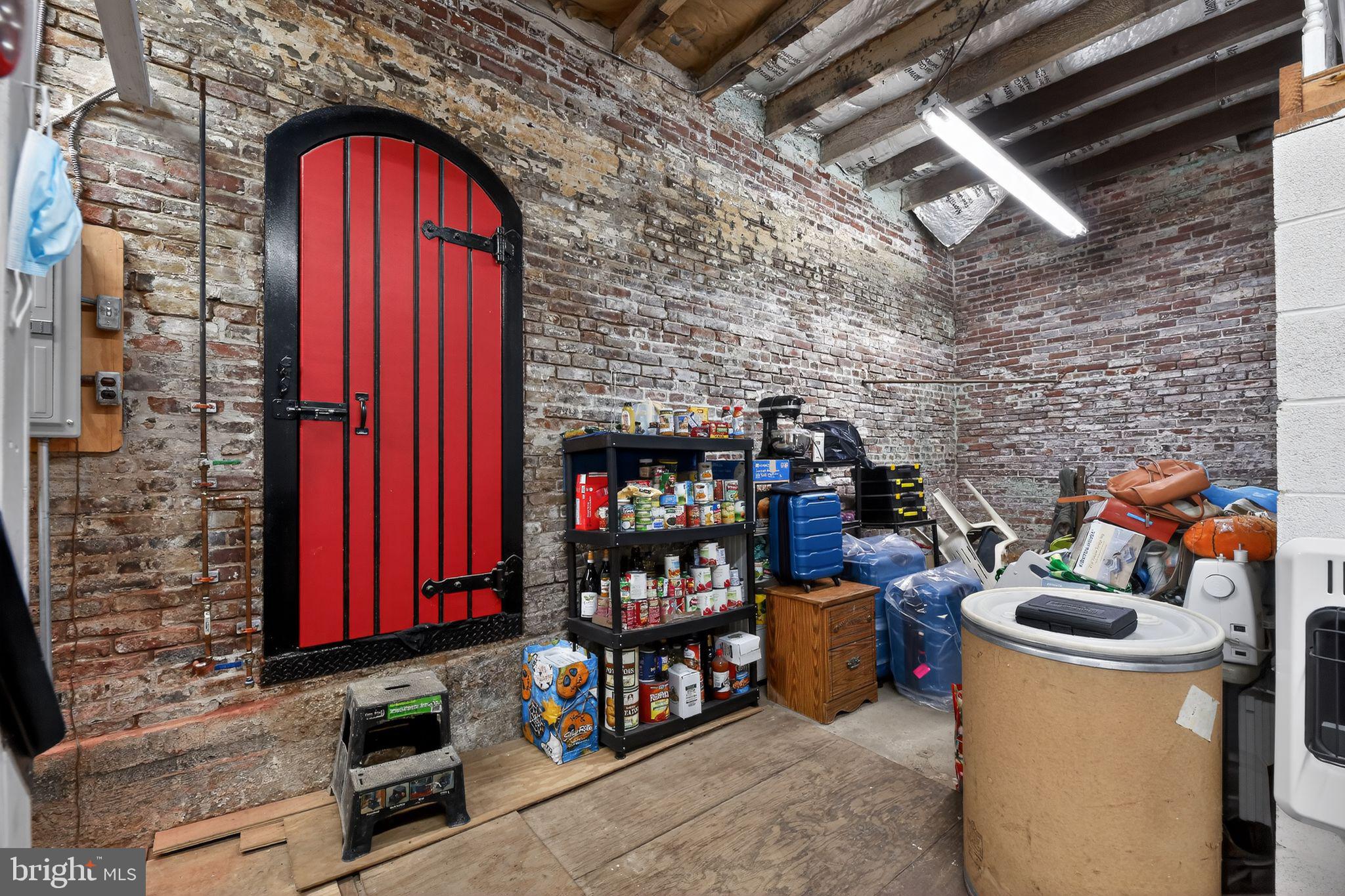 HARROWGATE - Commercial Sale