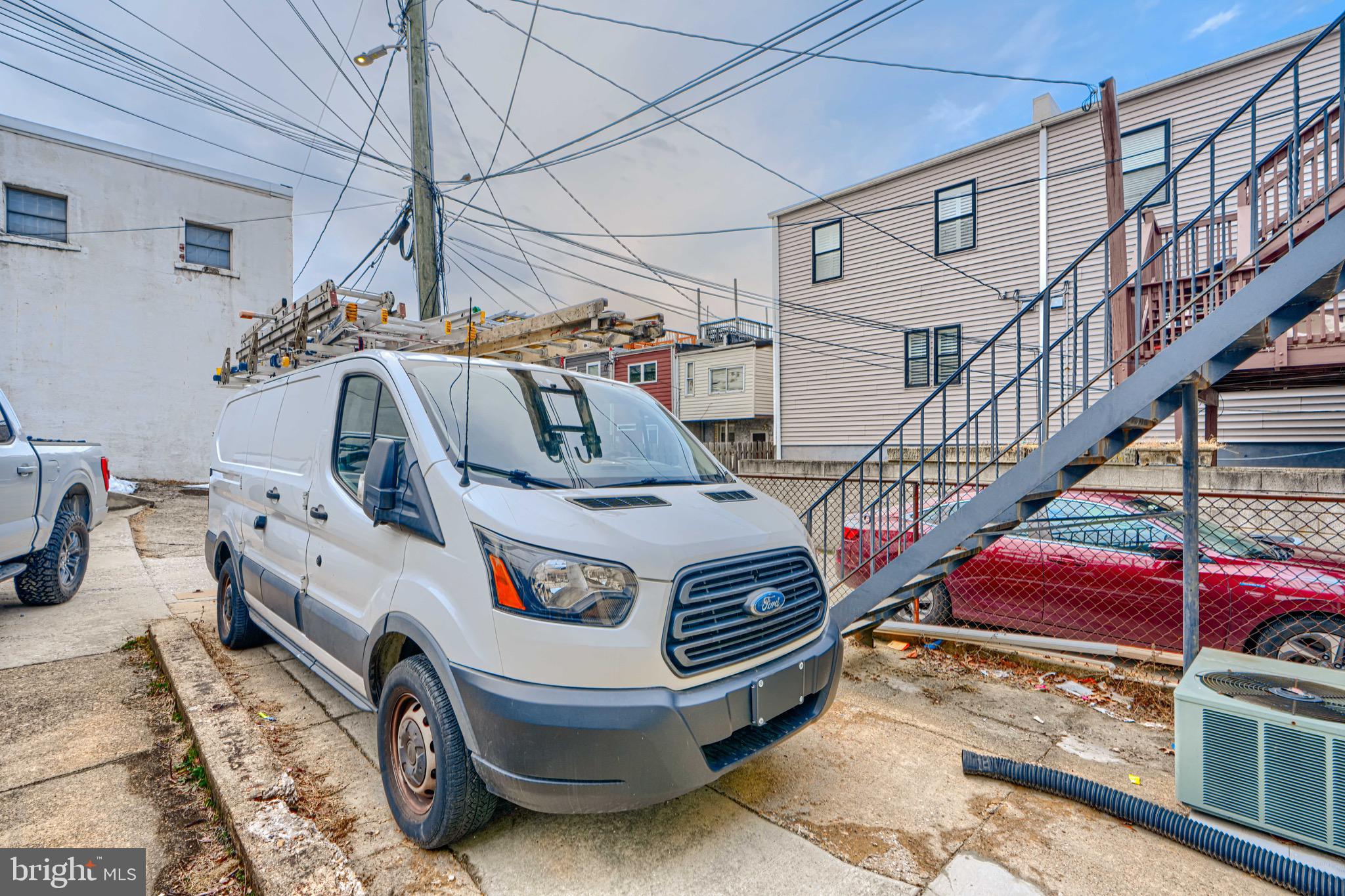 HIGHLANDTOWN - Residential