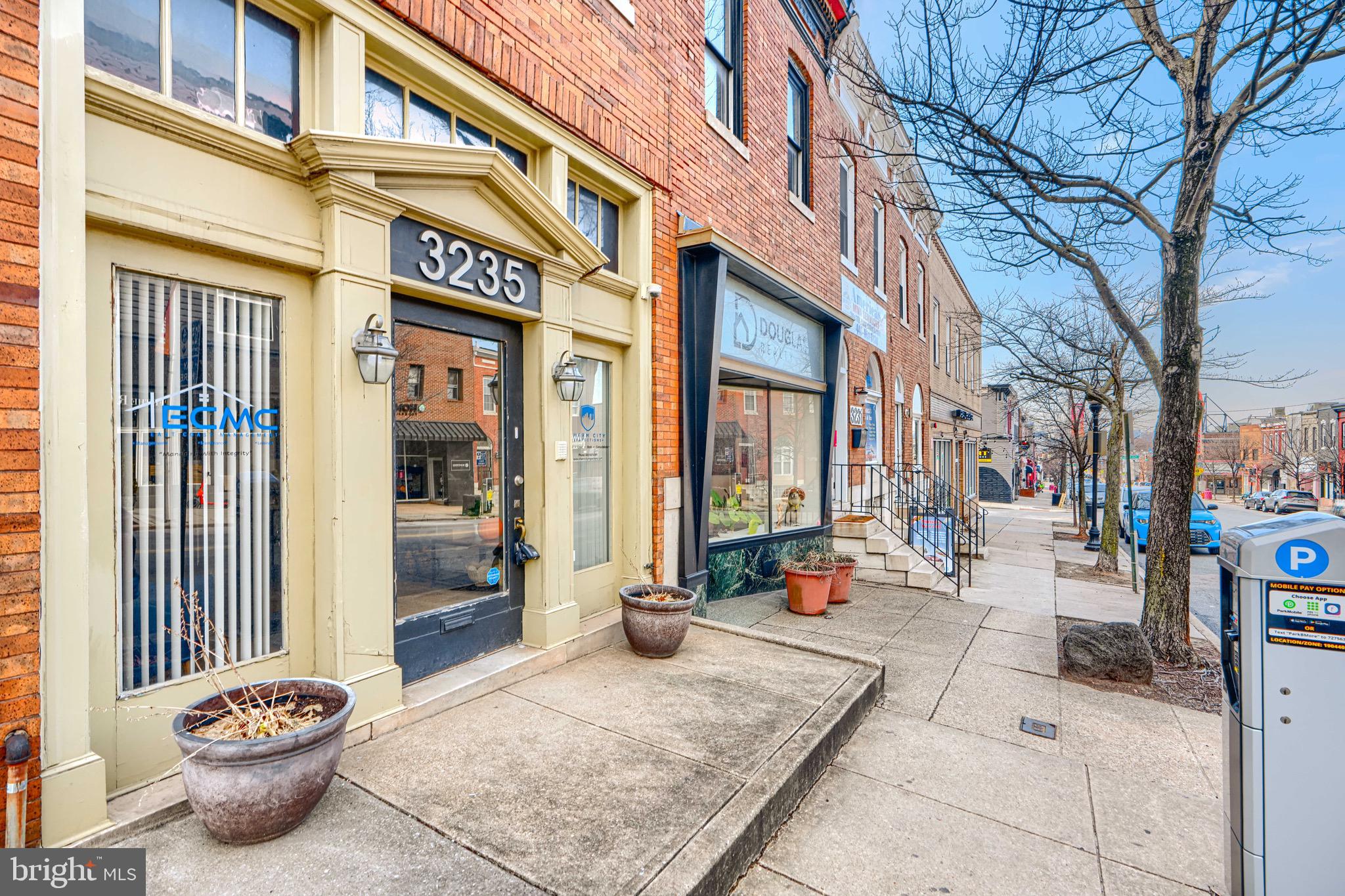 HIGHLANDTOWN - Residential