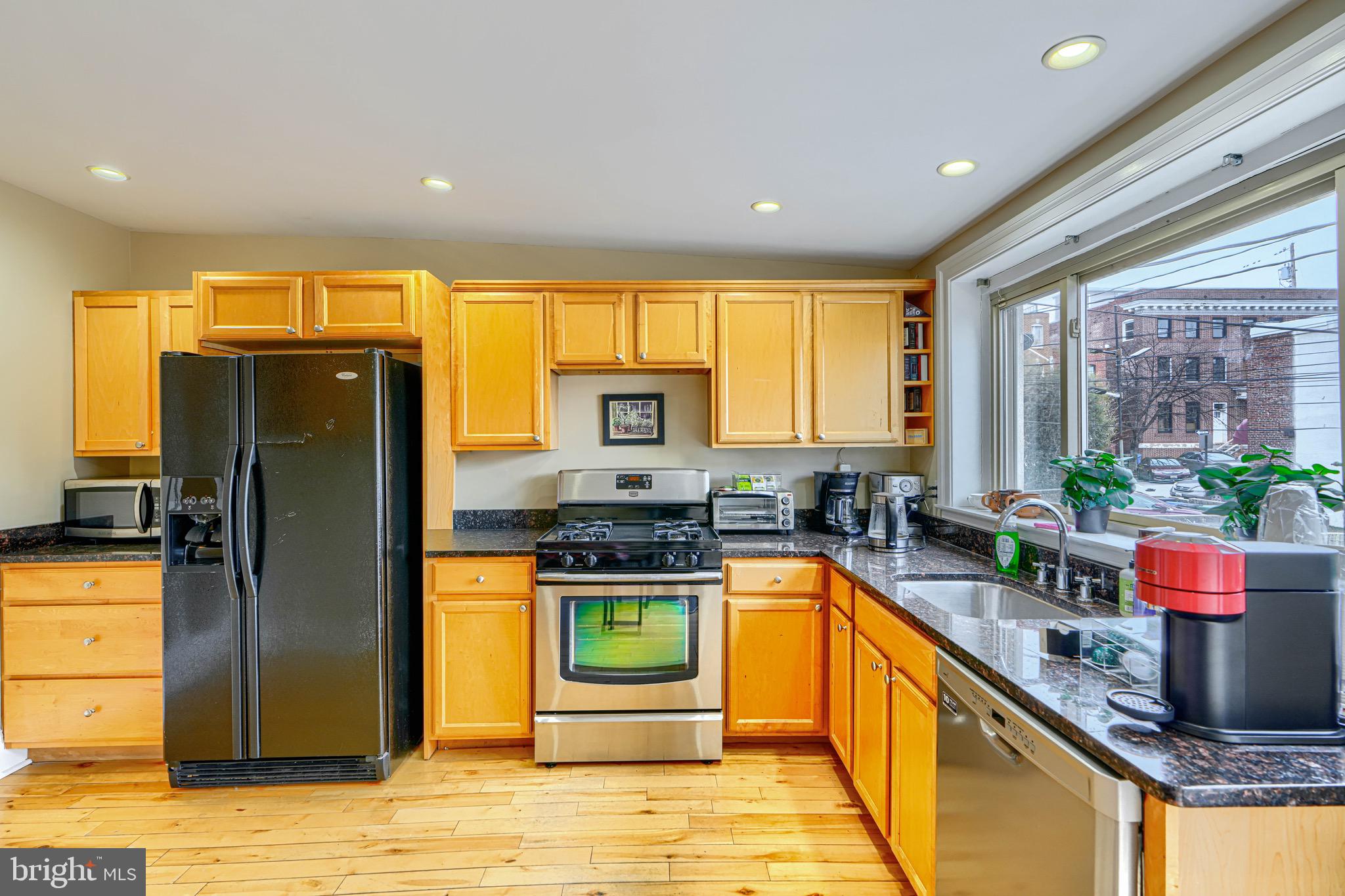 HIGHLANDTOWN - Residential