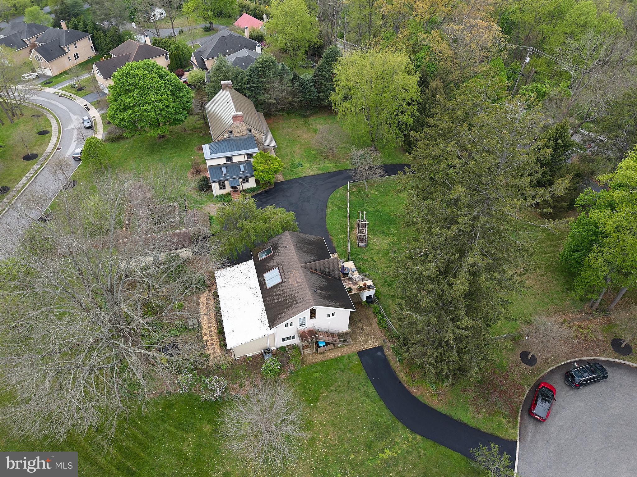 525 RASPBERRY LANE