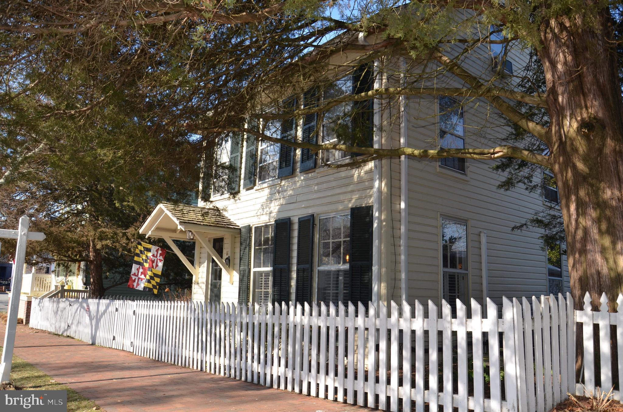 103 MULBERRY STREET