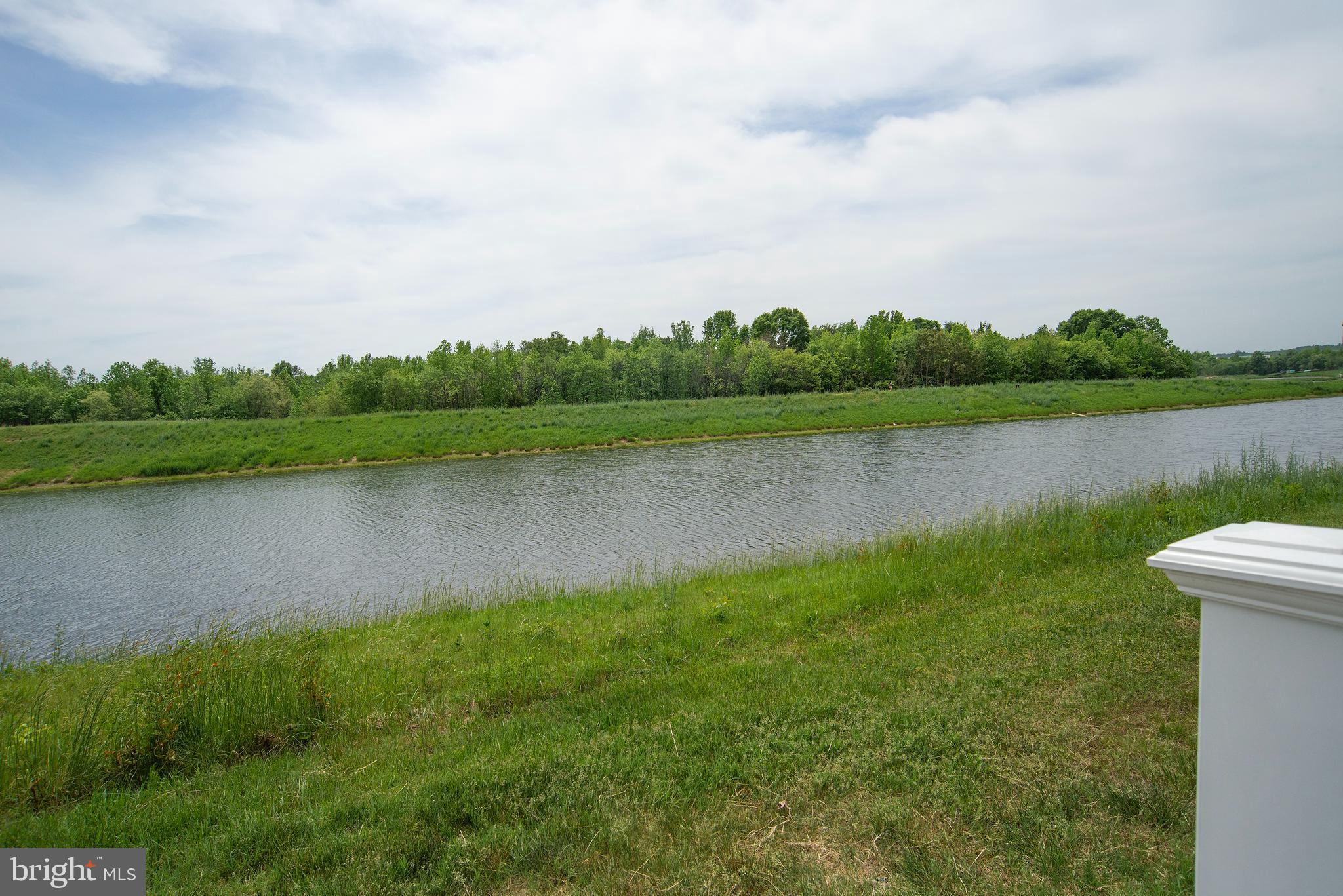 LAKESIDE - Residential