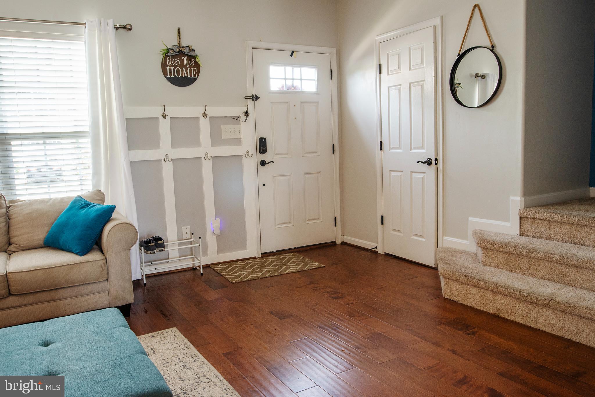 LAKESIDE - Residential