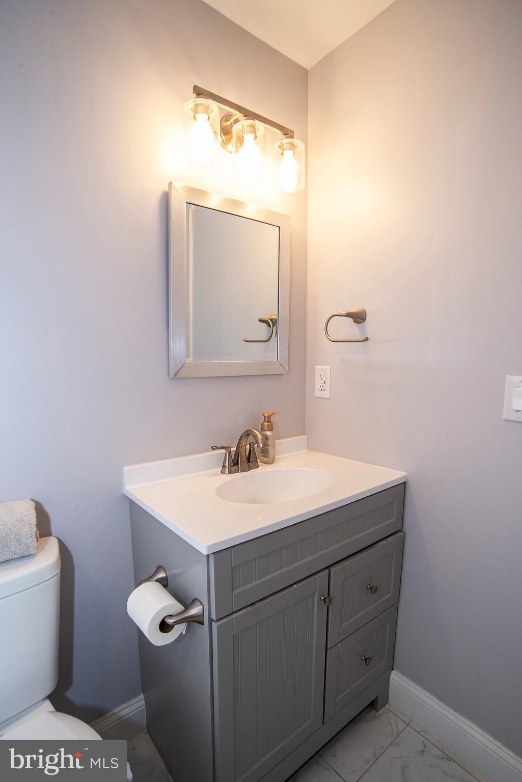 LAKESIDE - Residential