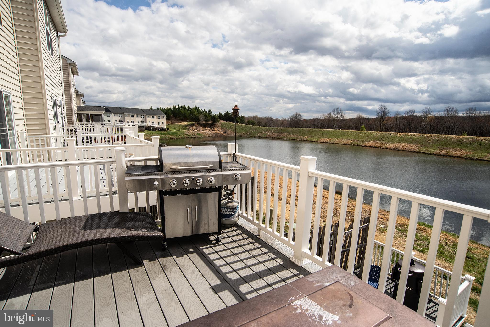 LAKESIDE - Residential