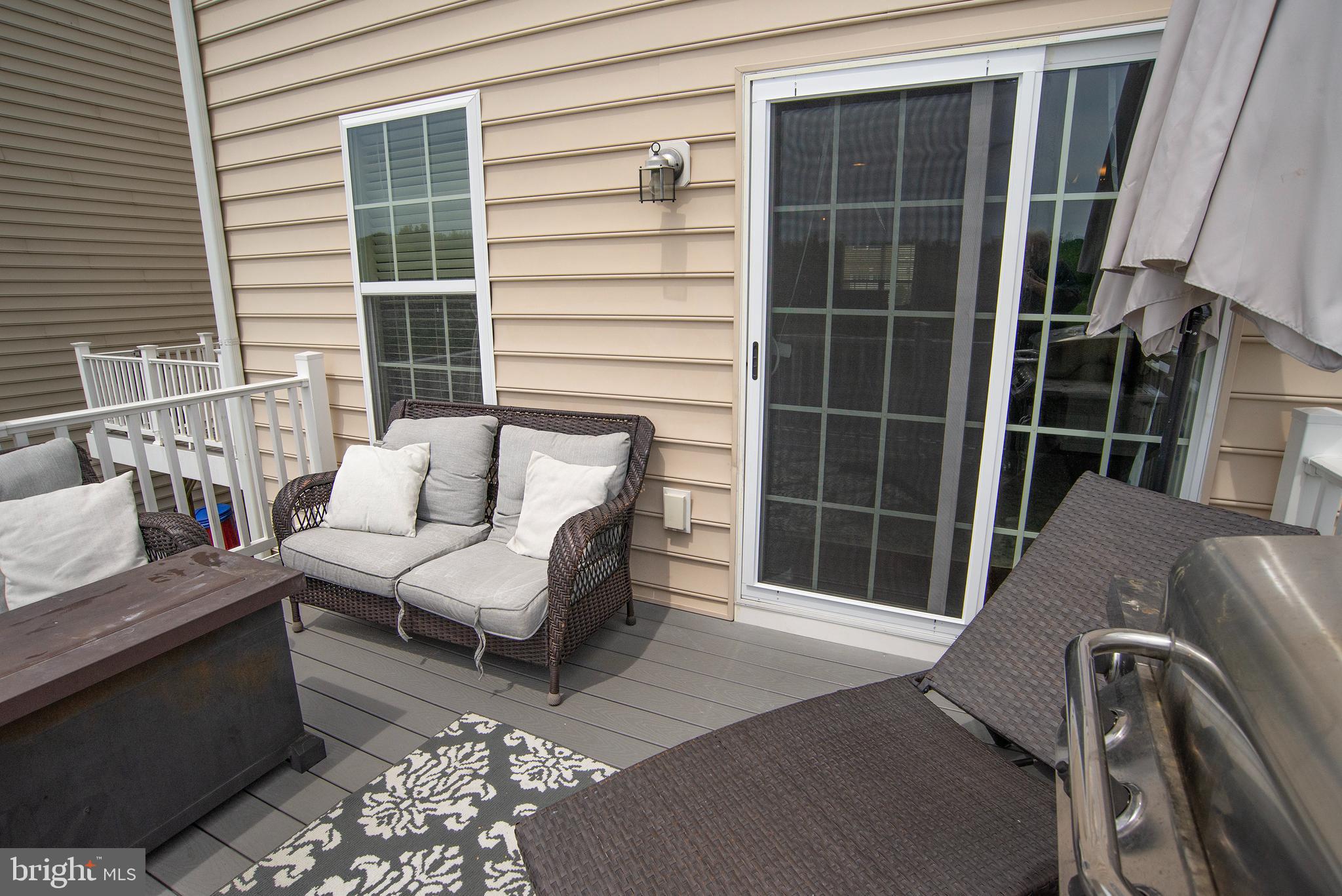 LAKESIDE - Residential