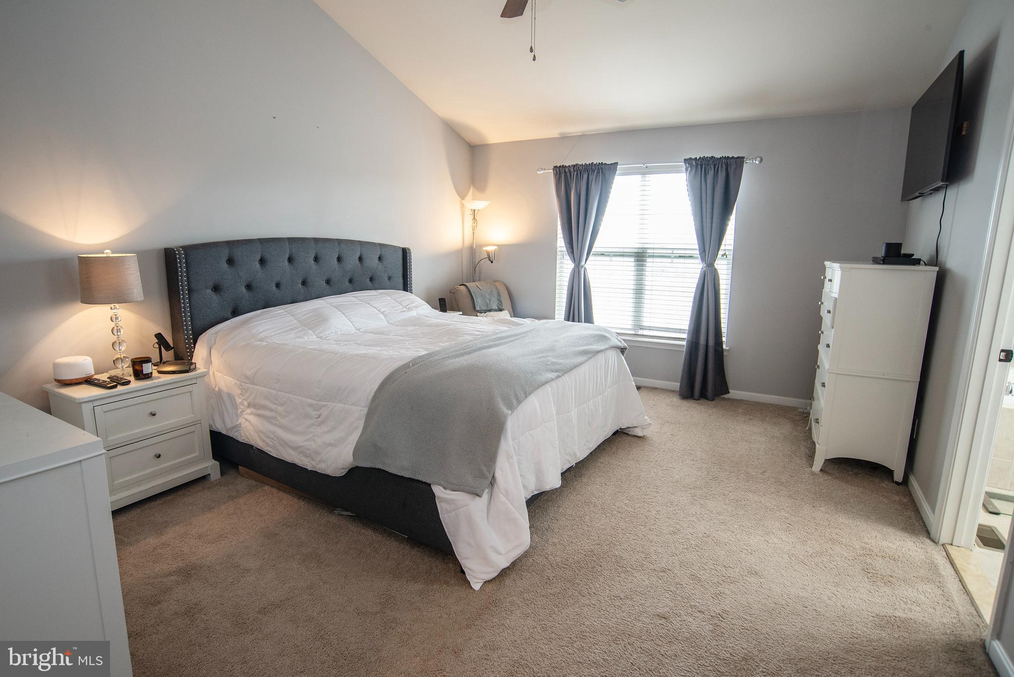 LAKESIDE - Residential