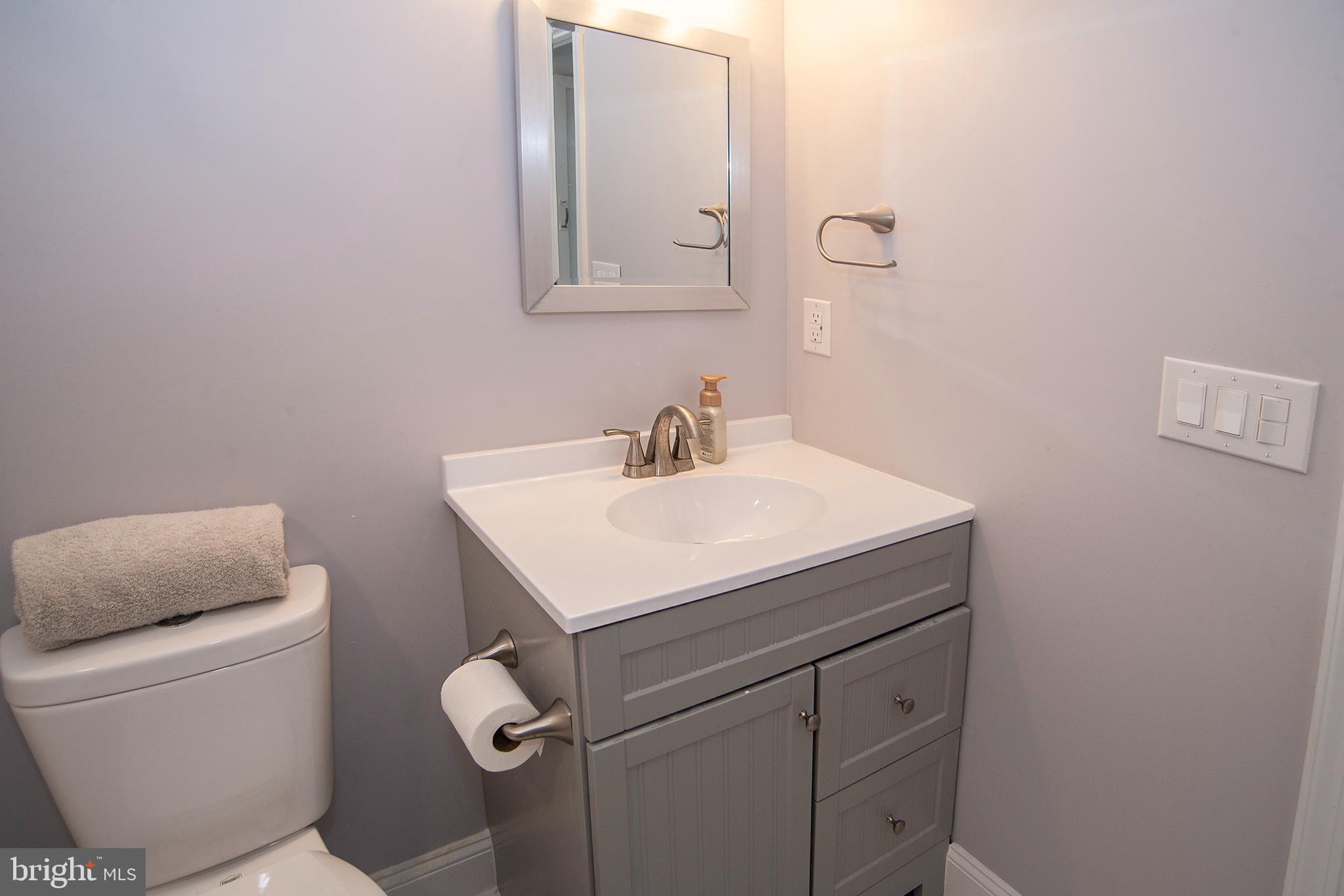 LAKESIDE - Residential