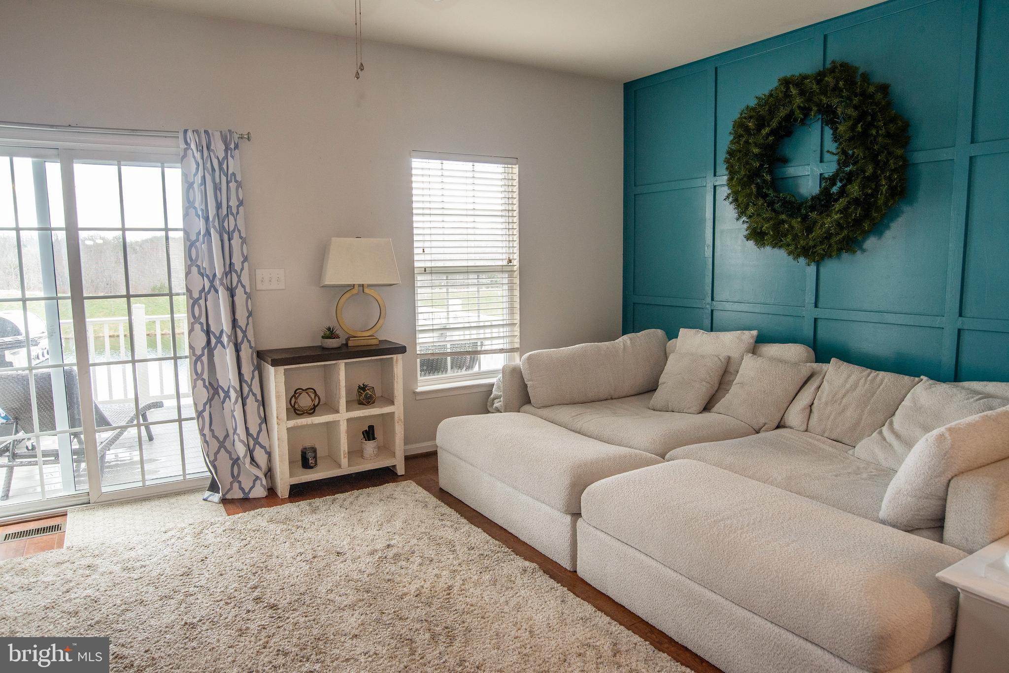 LAKESIDE - Residential