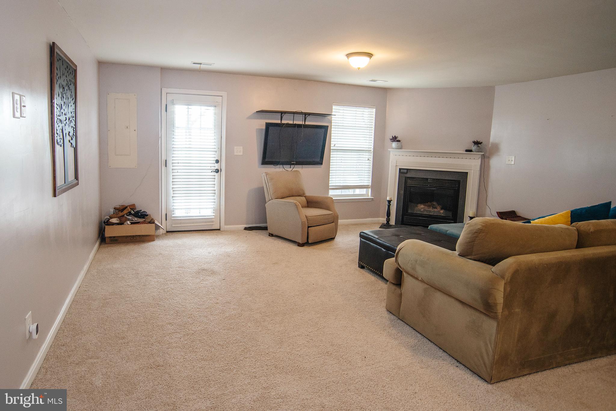 LAKESIDE - Residential