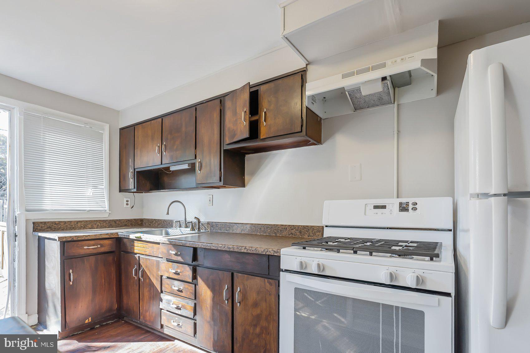 EDMONDSON HEIGHTS - Residential