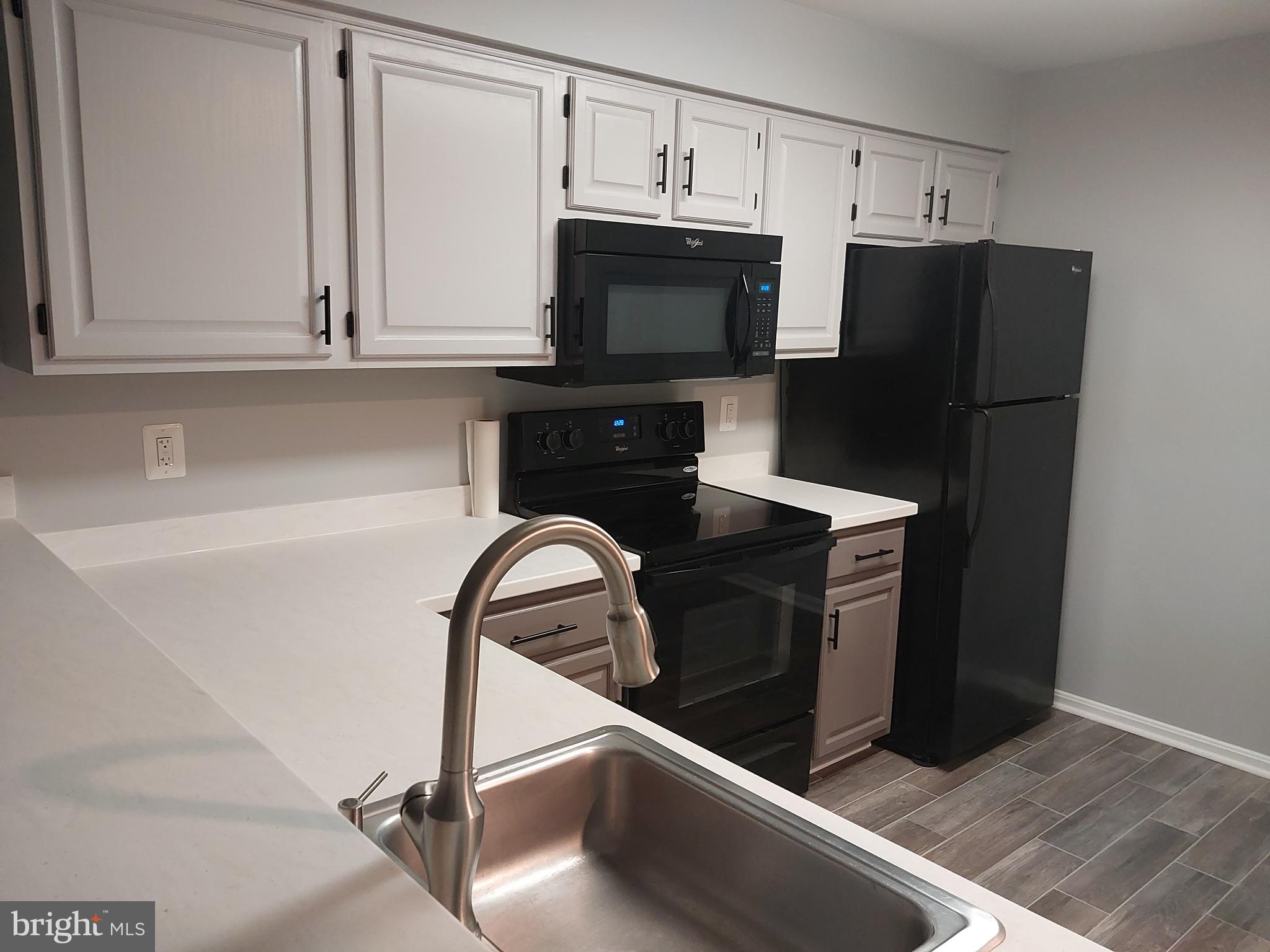 REYNOLDS PROSPECT - Residential Lease