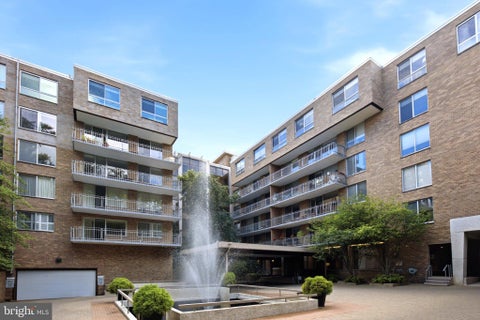 Condo For Sale - 4100 Cathedral Avenue #617<br/> WASHINGTON, DC 20016