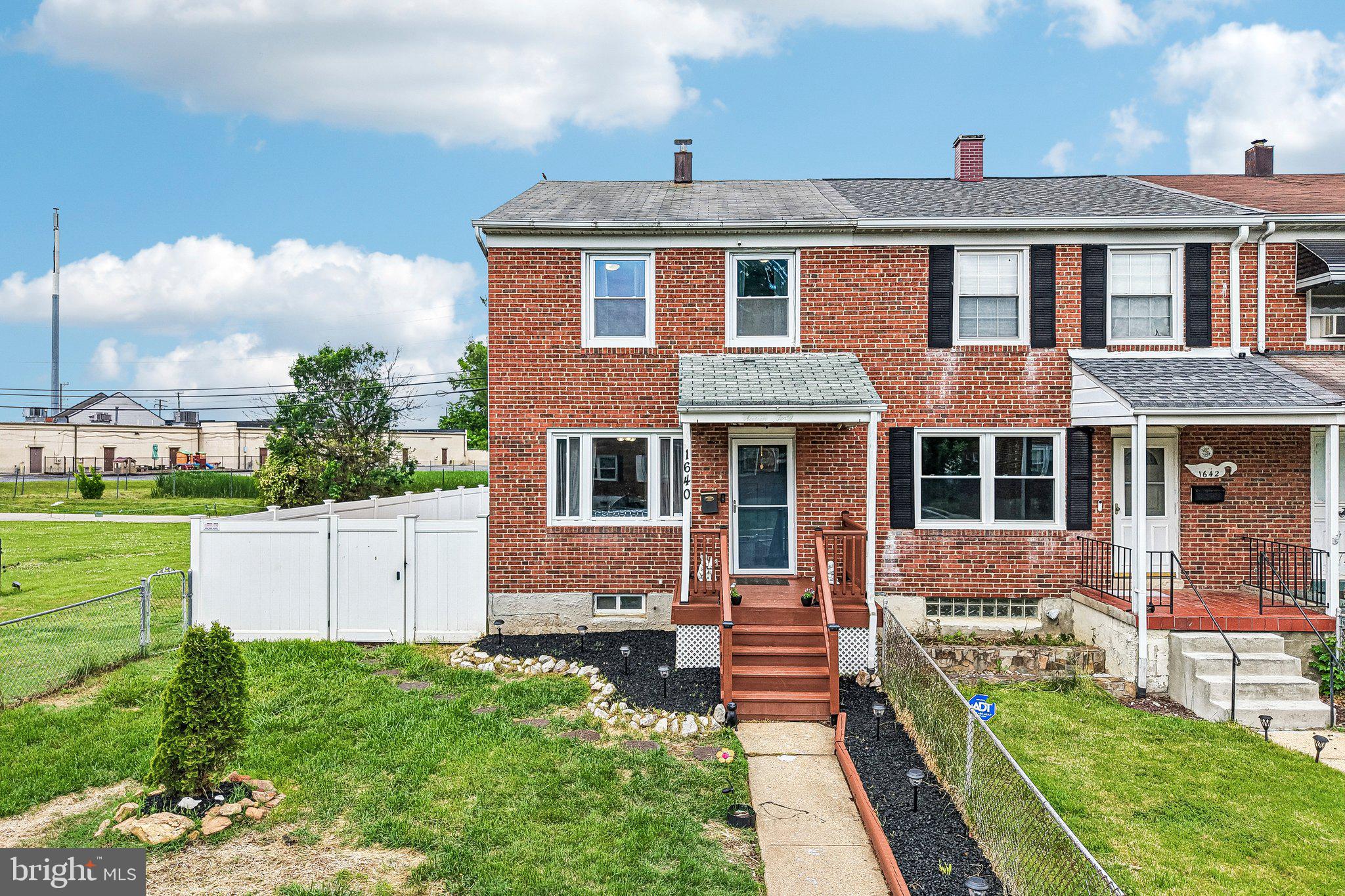RIVERWOOD PARK - Residential