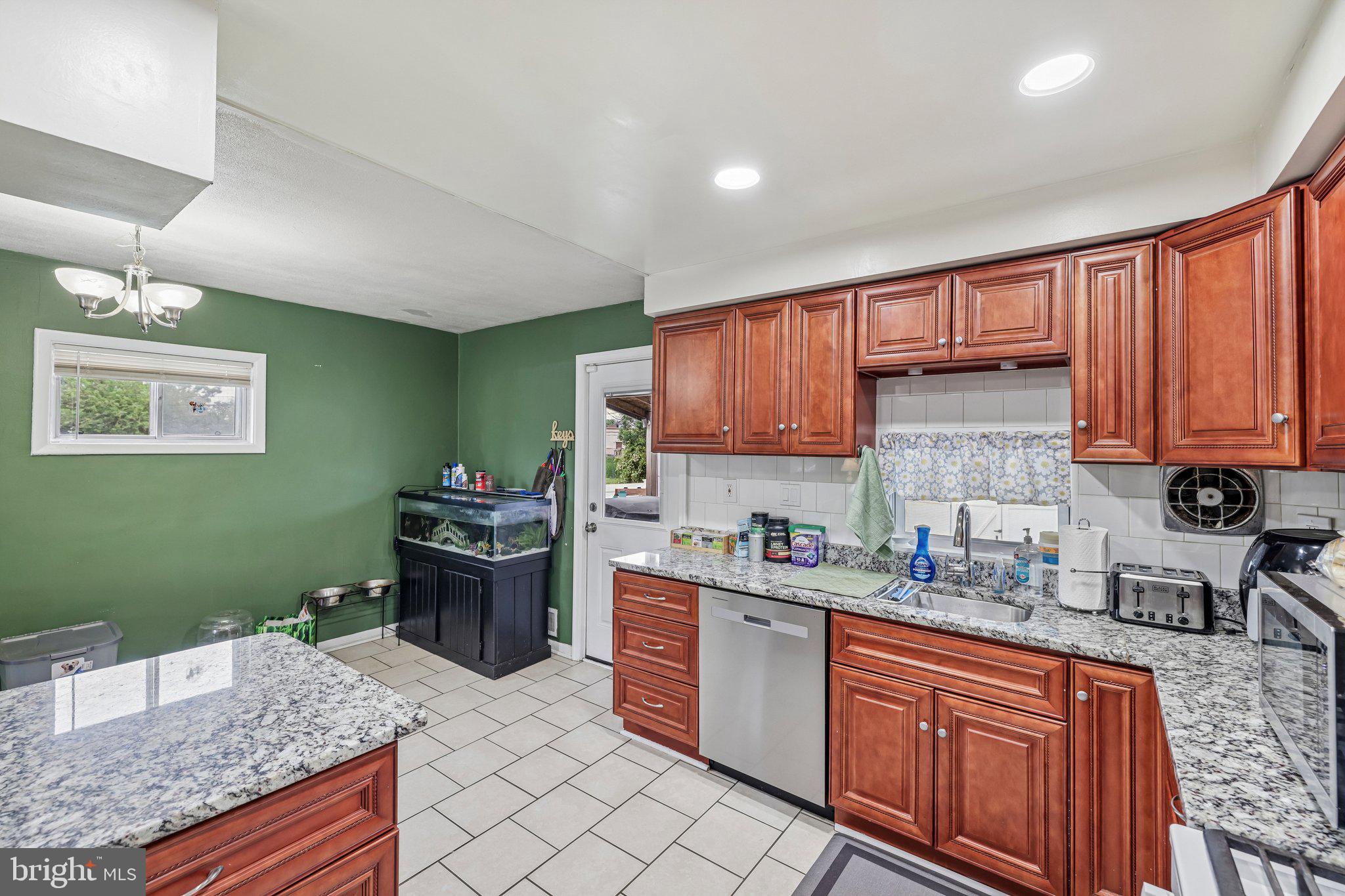 RIVERWOOD PARK - Residential