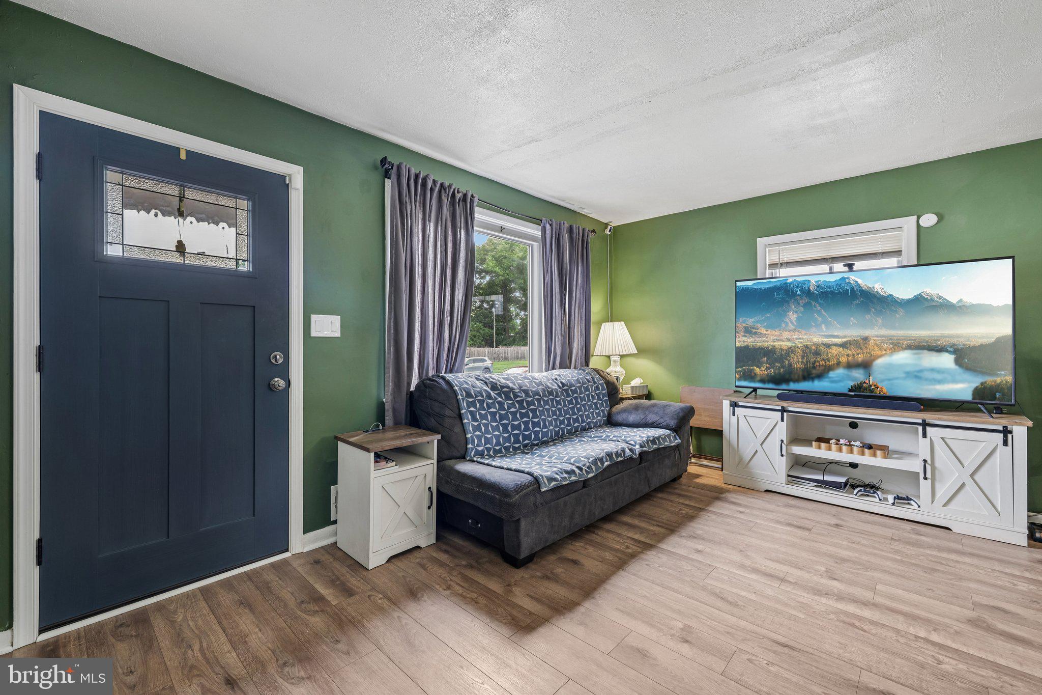 RIVERWOOD PARK - Residential