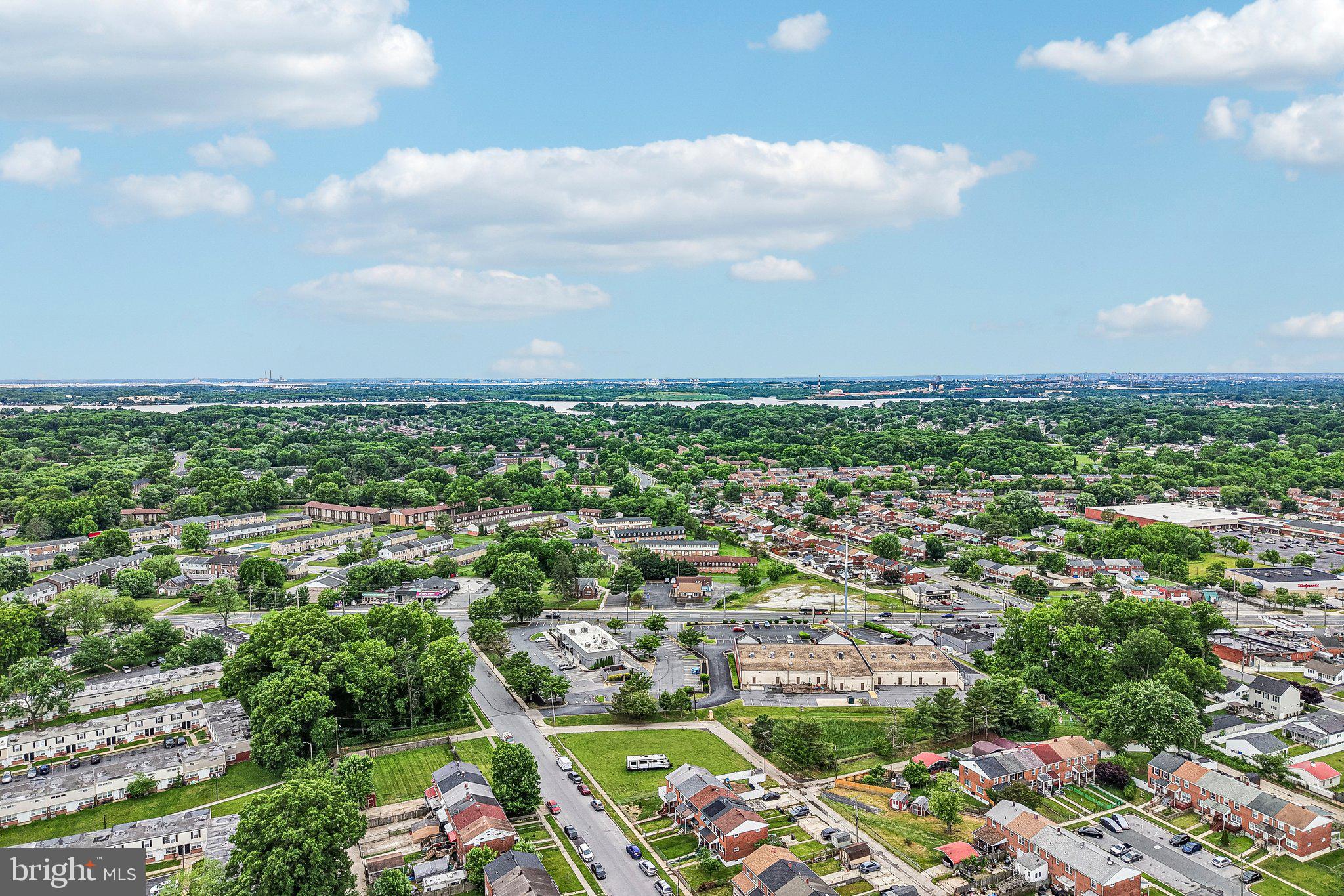 RIVERWOOD PARK - Residential