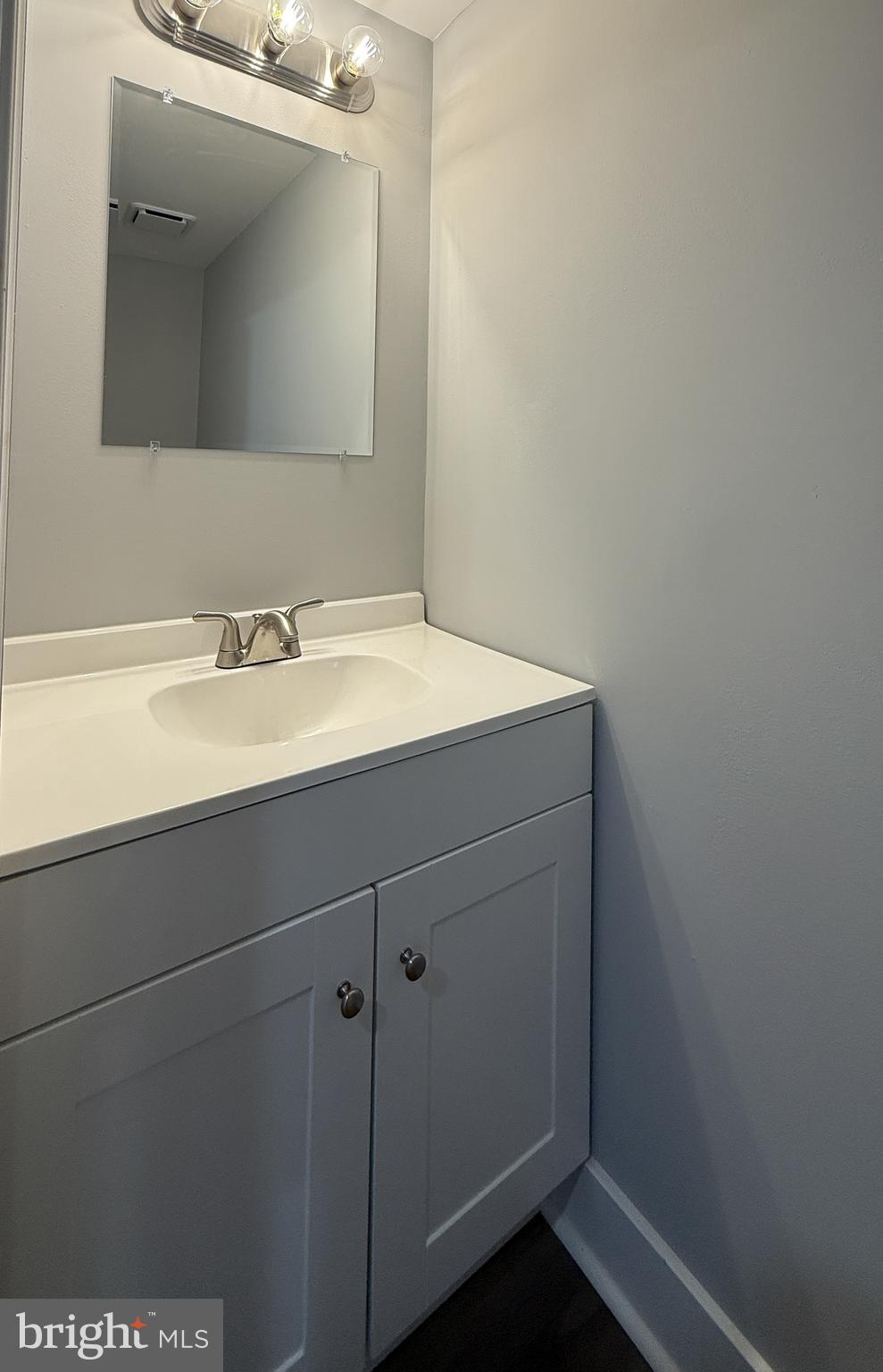 PINE TREE RIDGE - Residential Lease