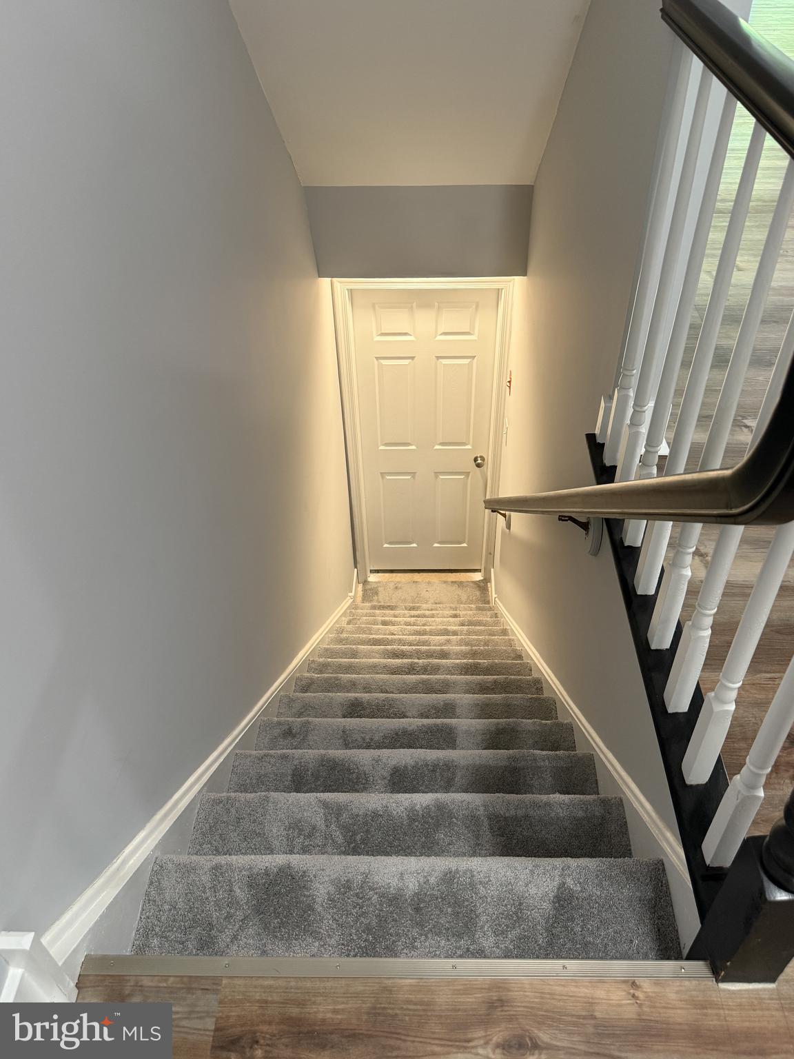 PINE TREE RIDGE - Residential Lease