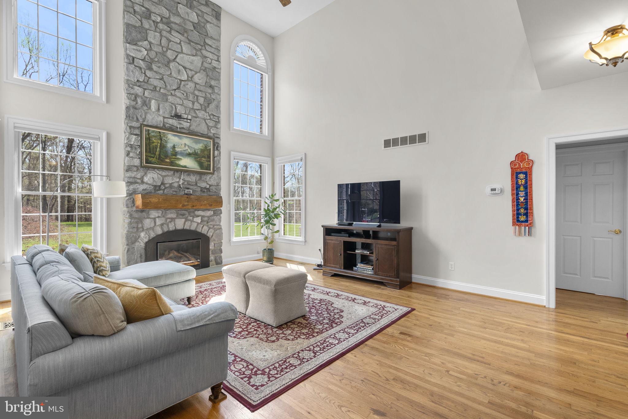 THE WARFIELDS - Residential