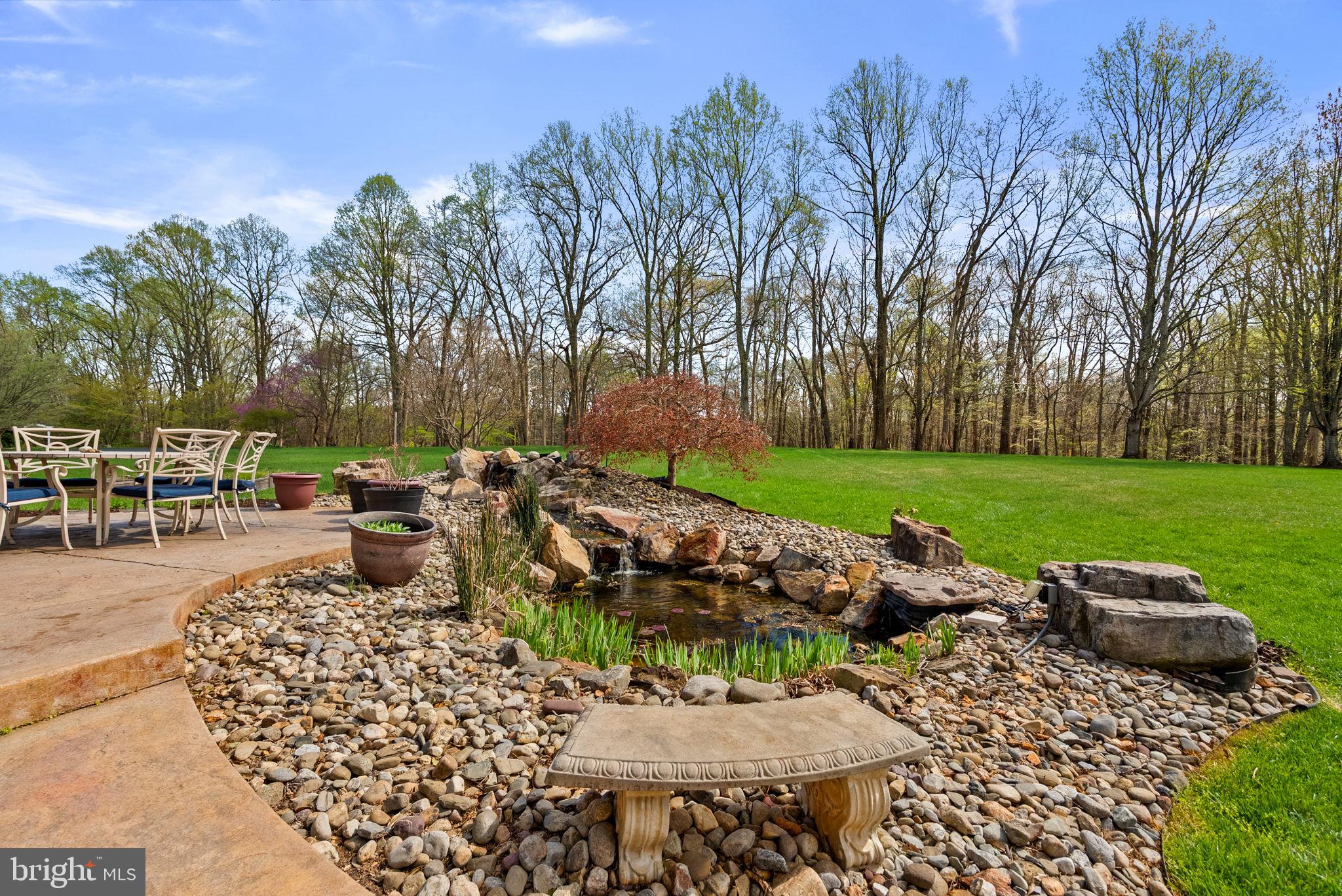 THE WARFIELDS - Residential