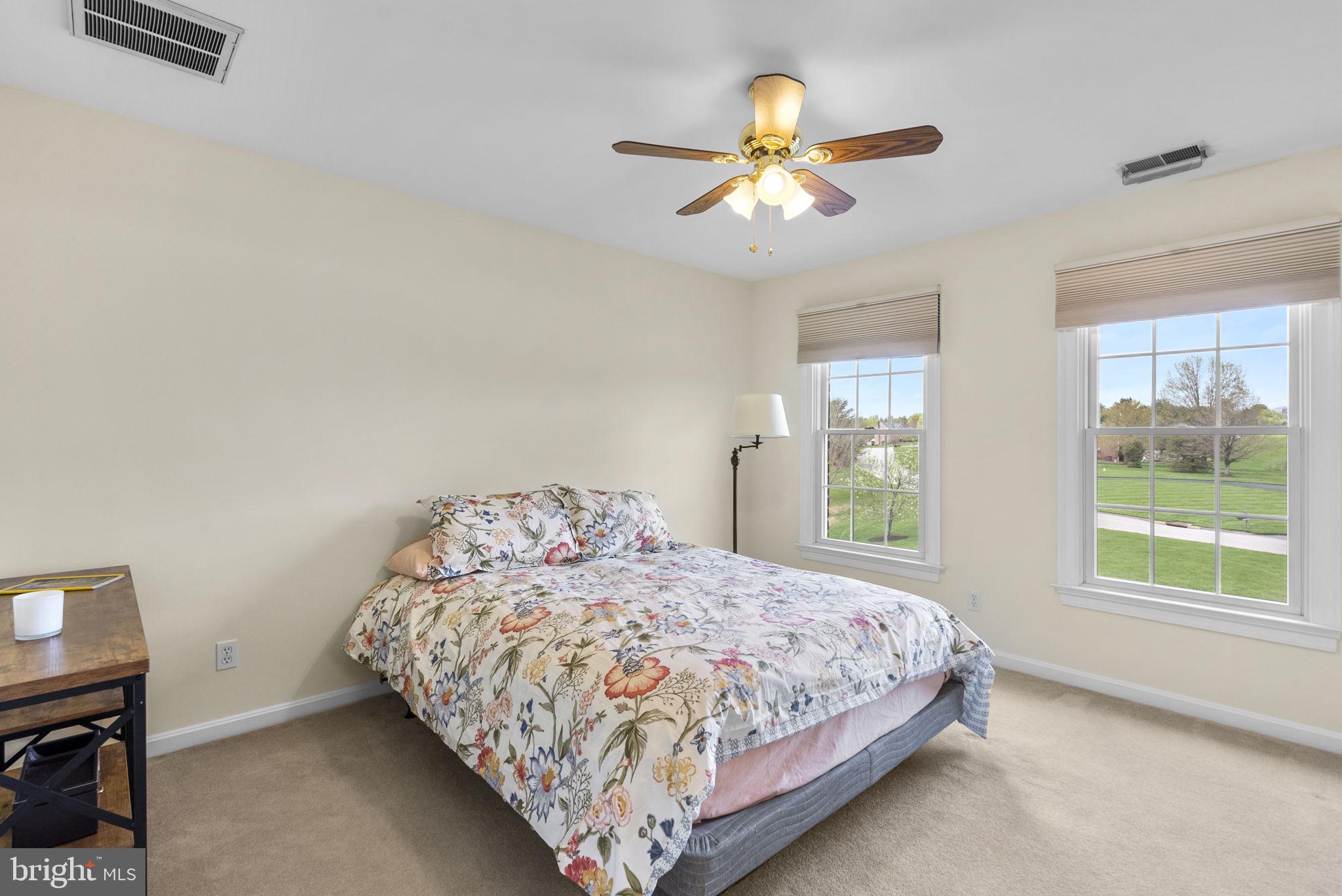 THE WARFIELDS - Residential