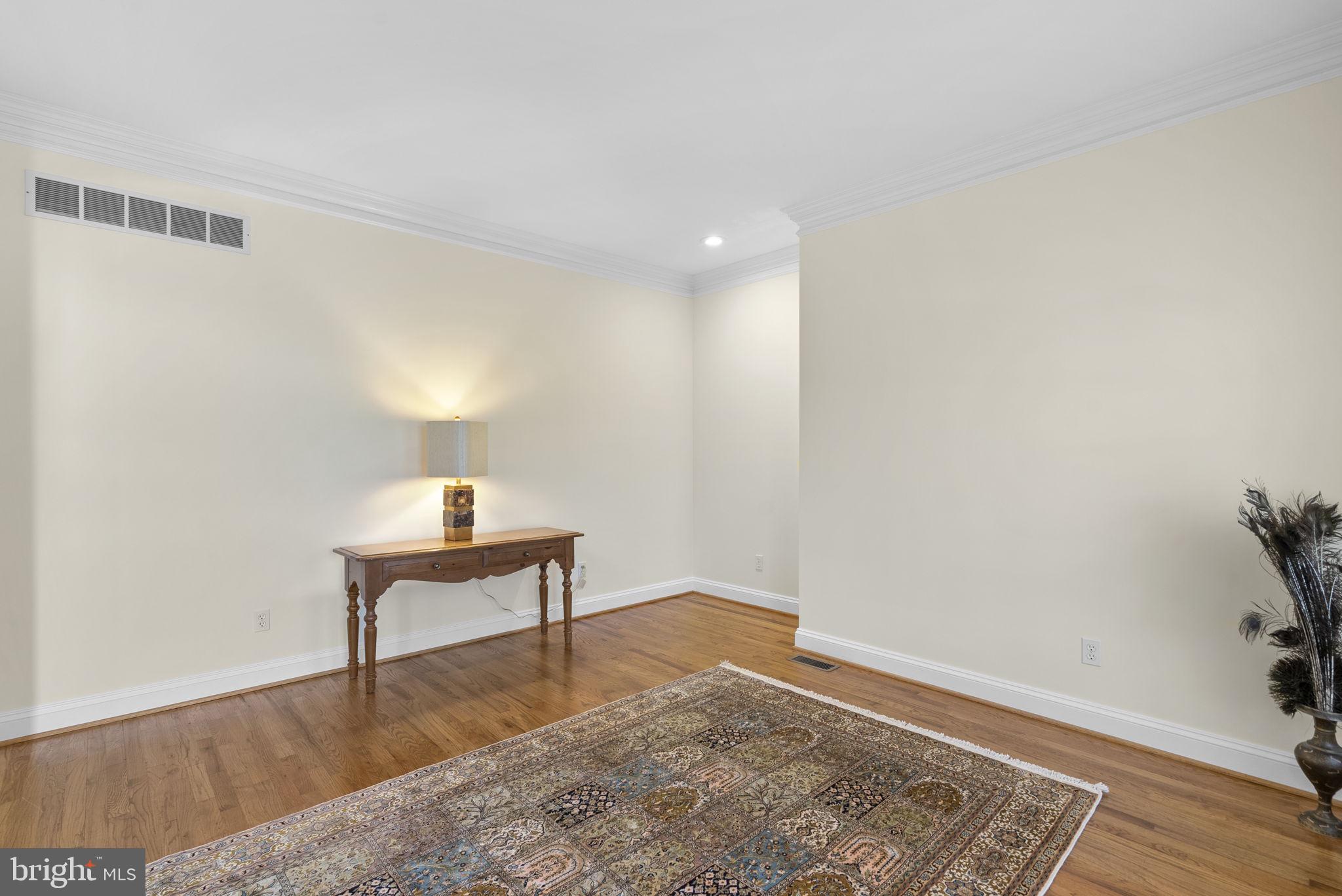 THE WARFIELDS - Residential