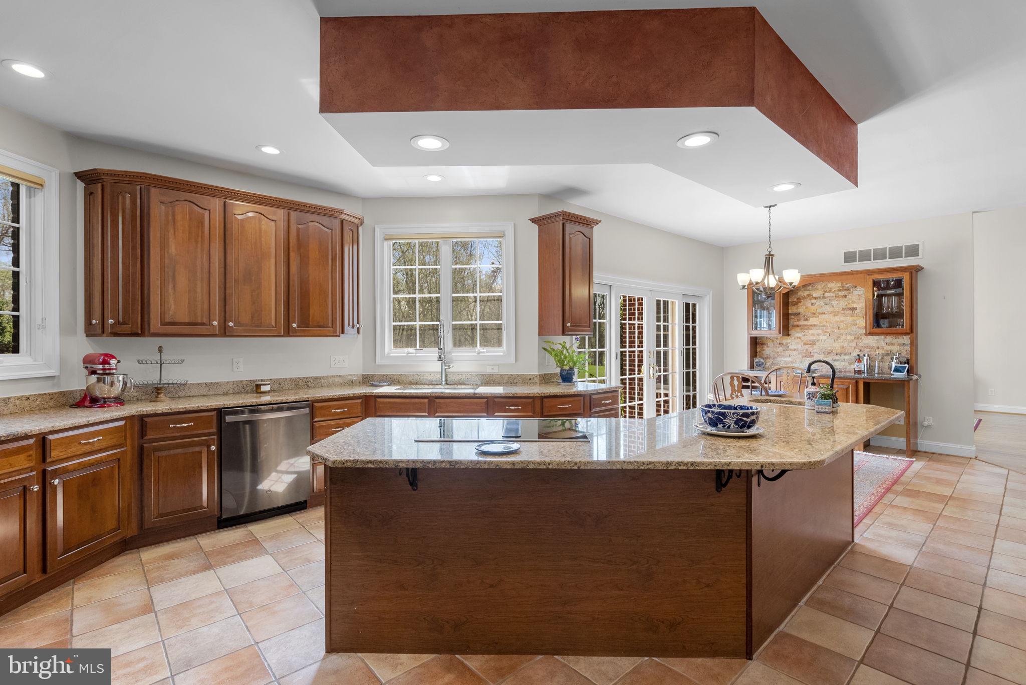 THE WARFIELDS - Residential