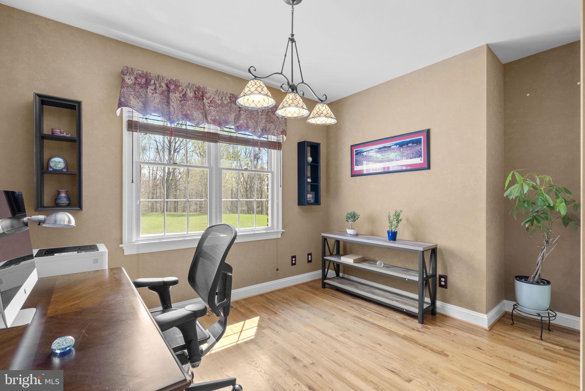 THE WARFIELDS - Residential