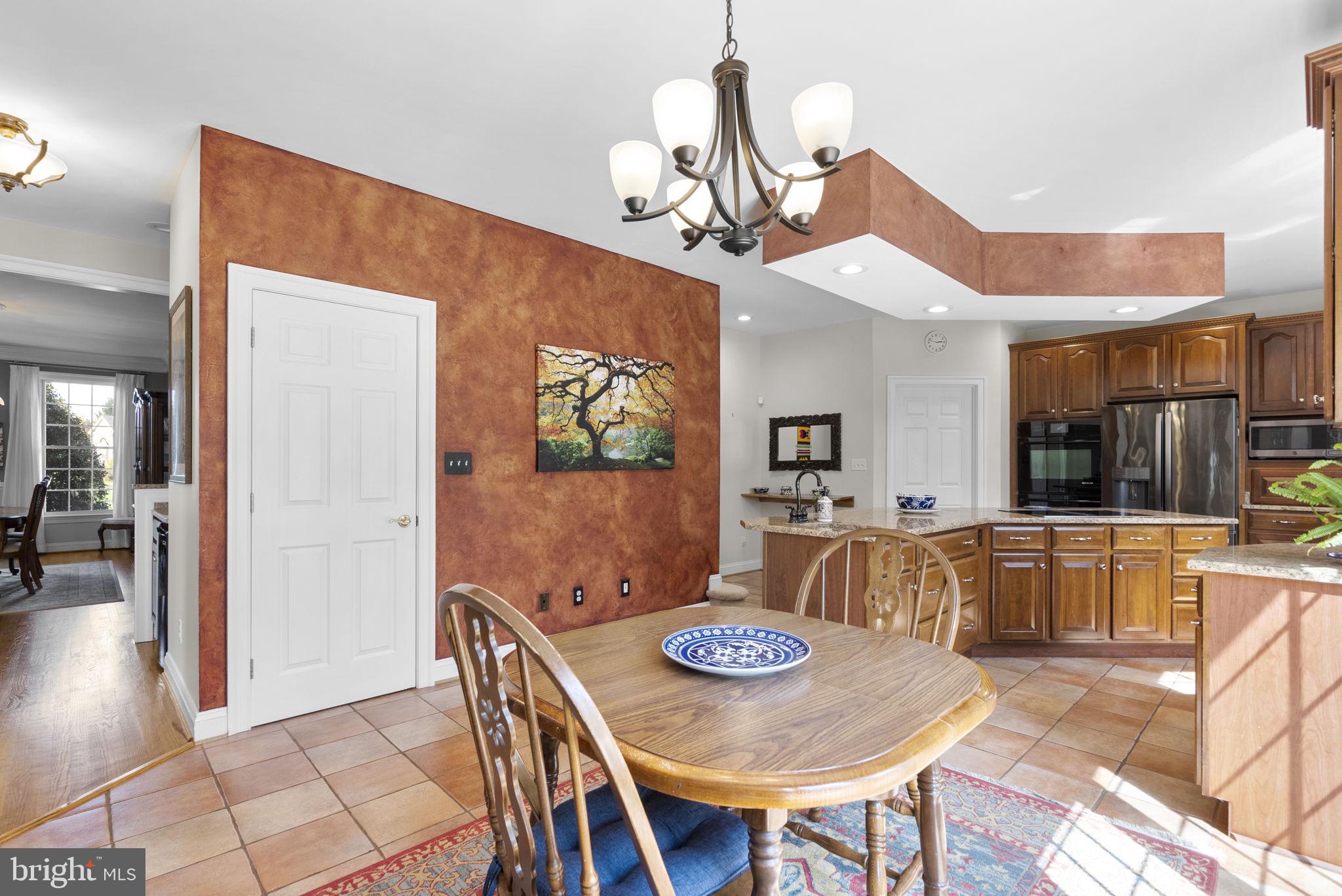 THE WARFIELDS - Residential