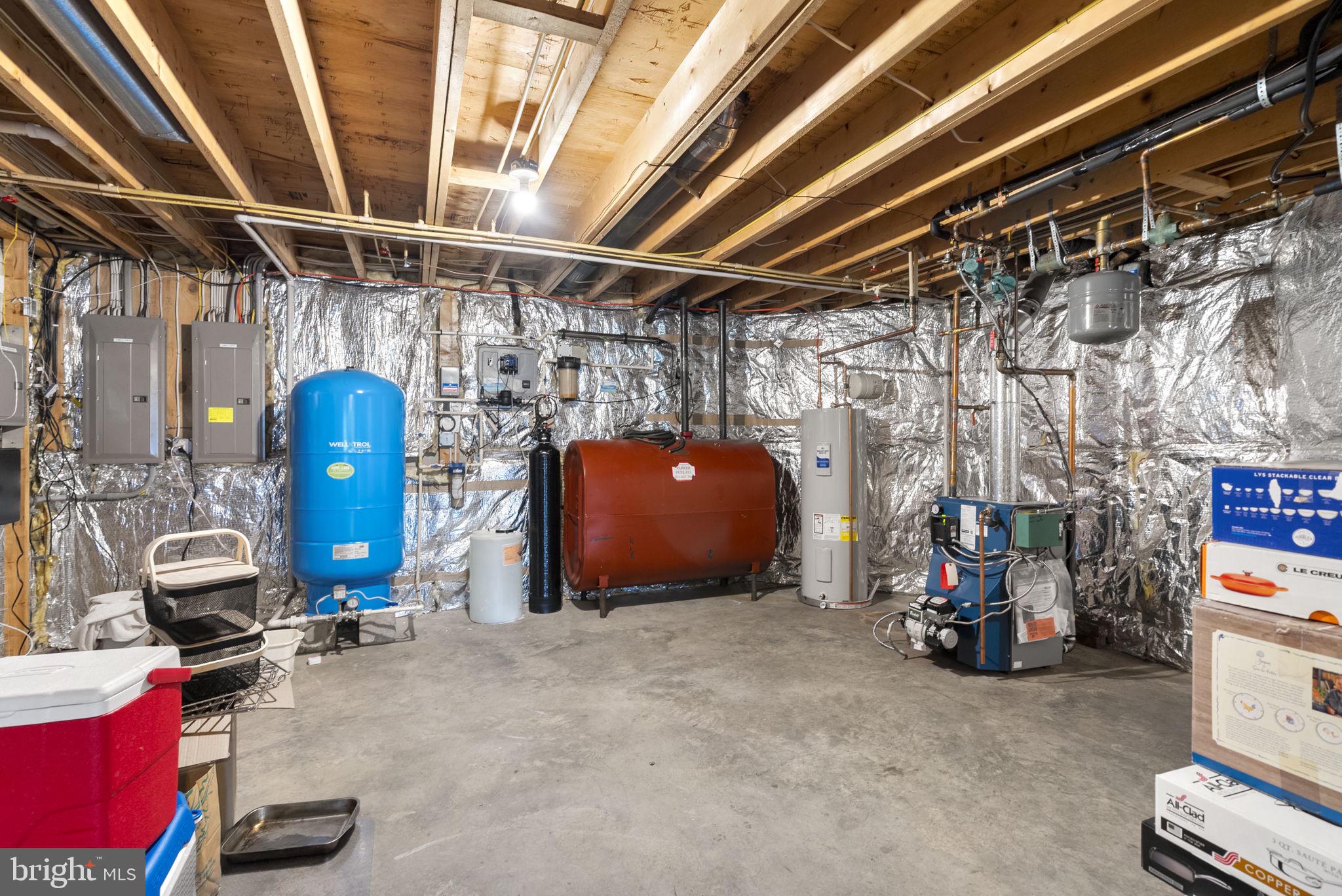 THE WARFIELDS - Residential