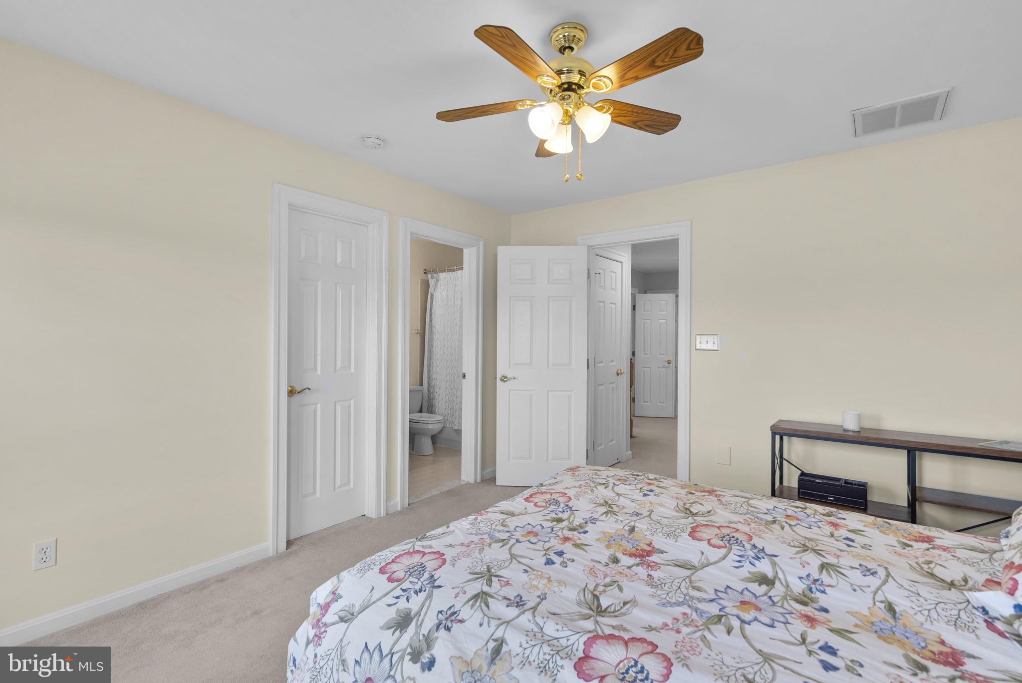 THE WARFIELDS - Residential