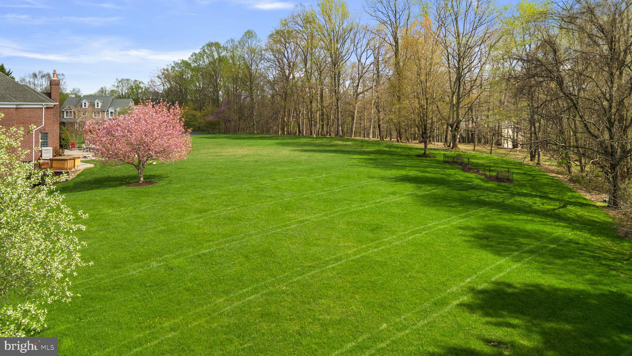 THE WARFIELDS - Residential