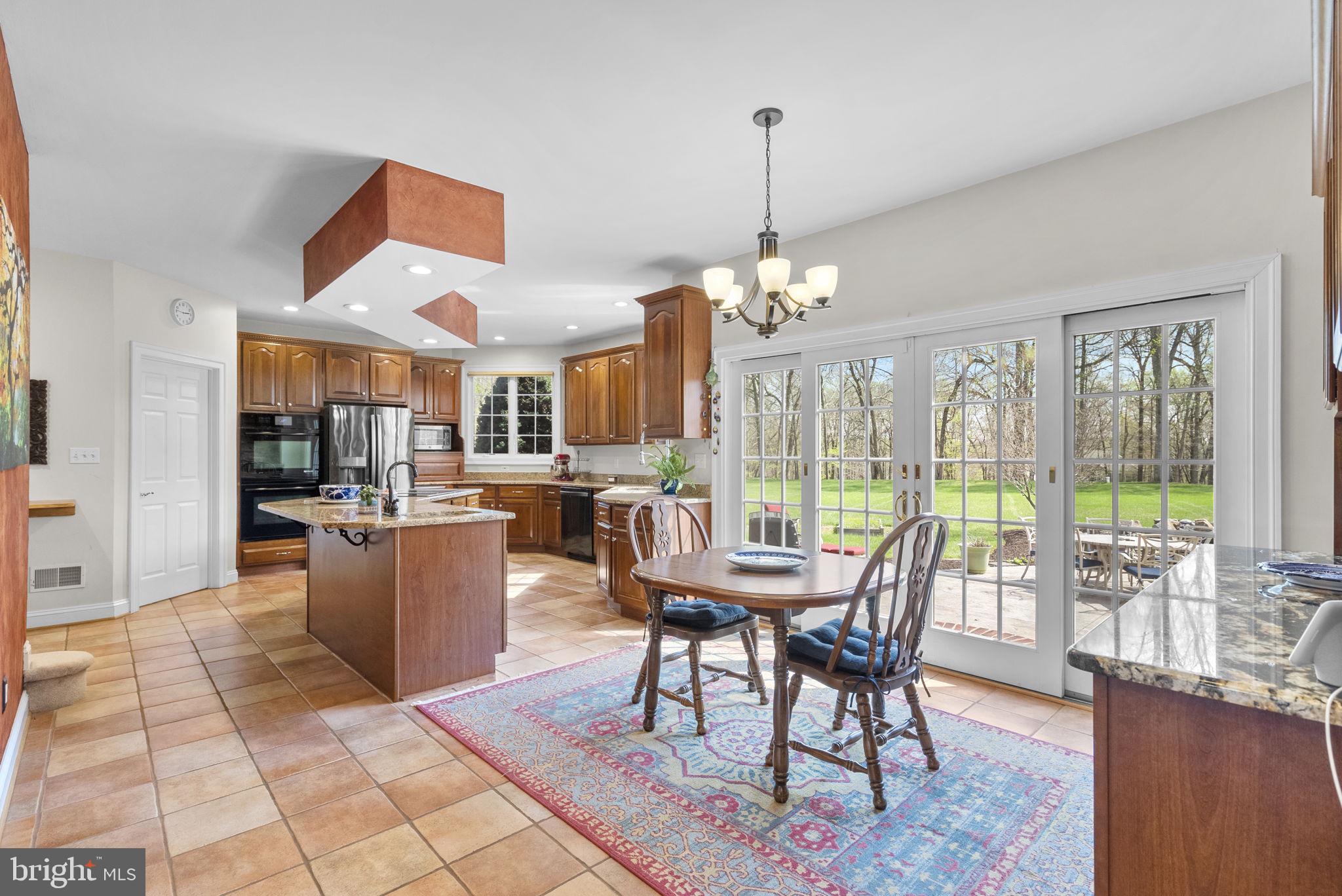 THE WARFIELDS - Residential