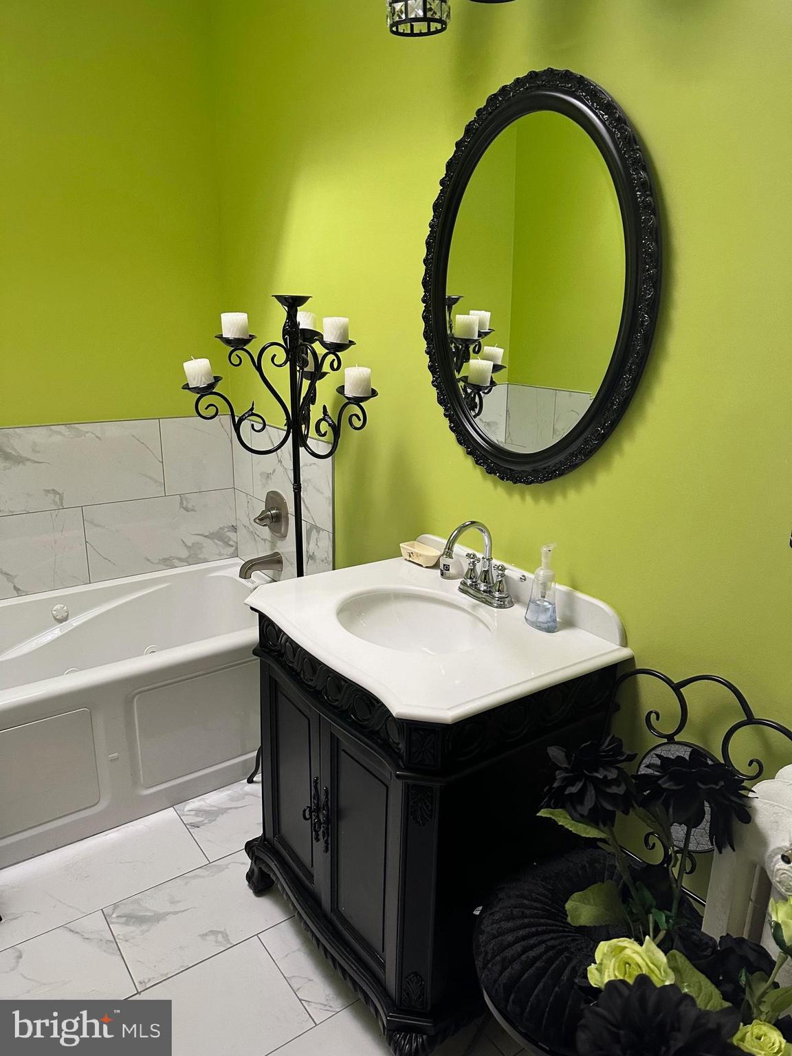 FERN ROCK - Residential