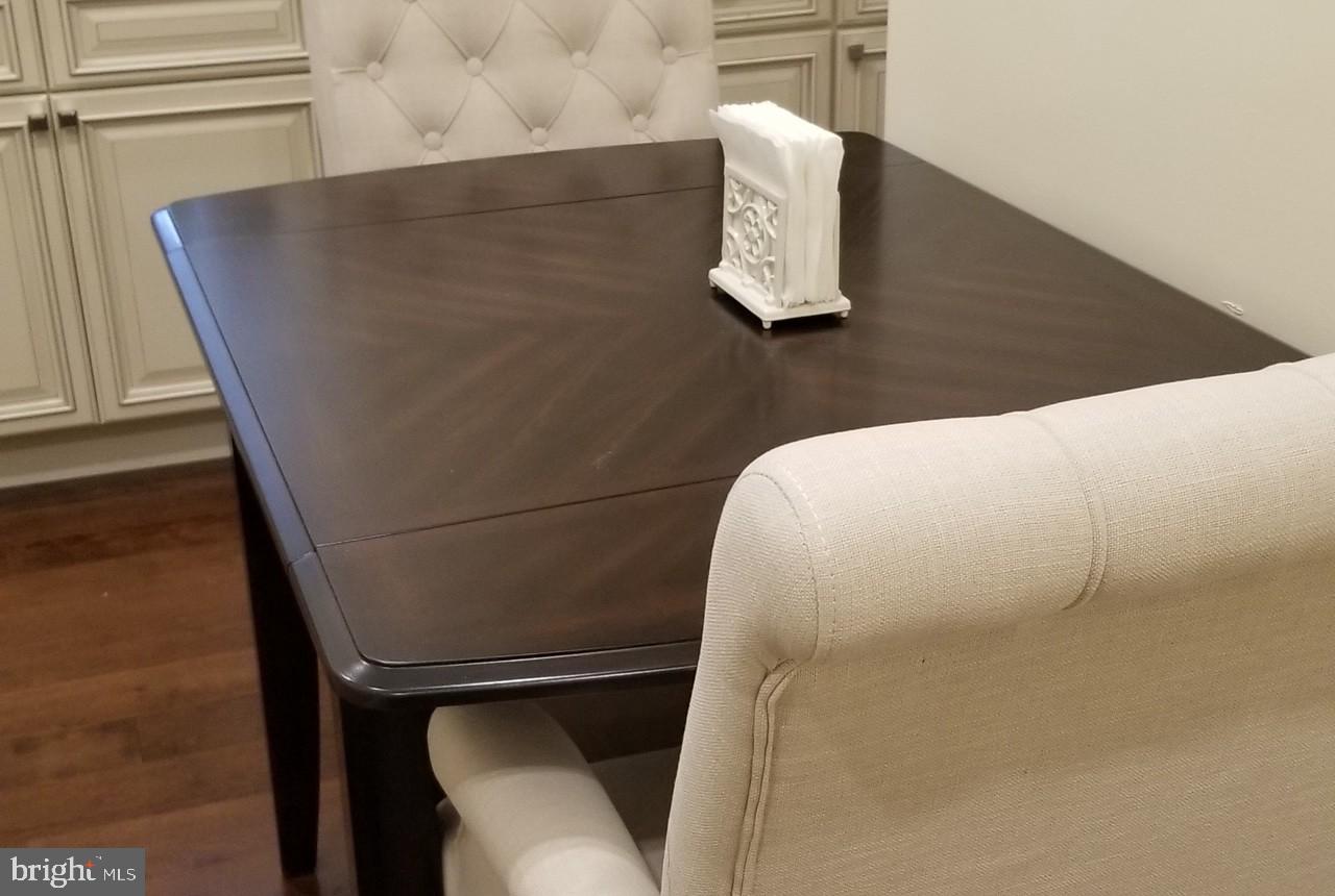 FERN ROCK - Residential