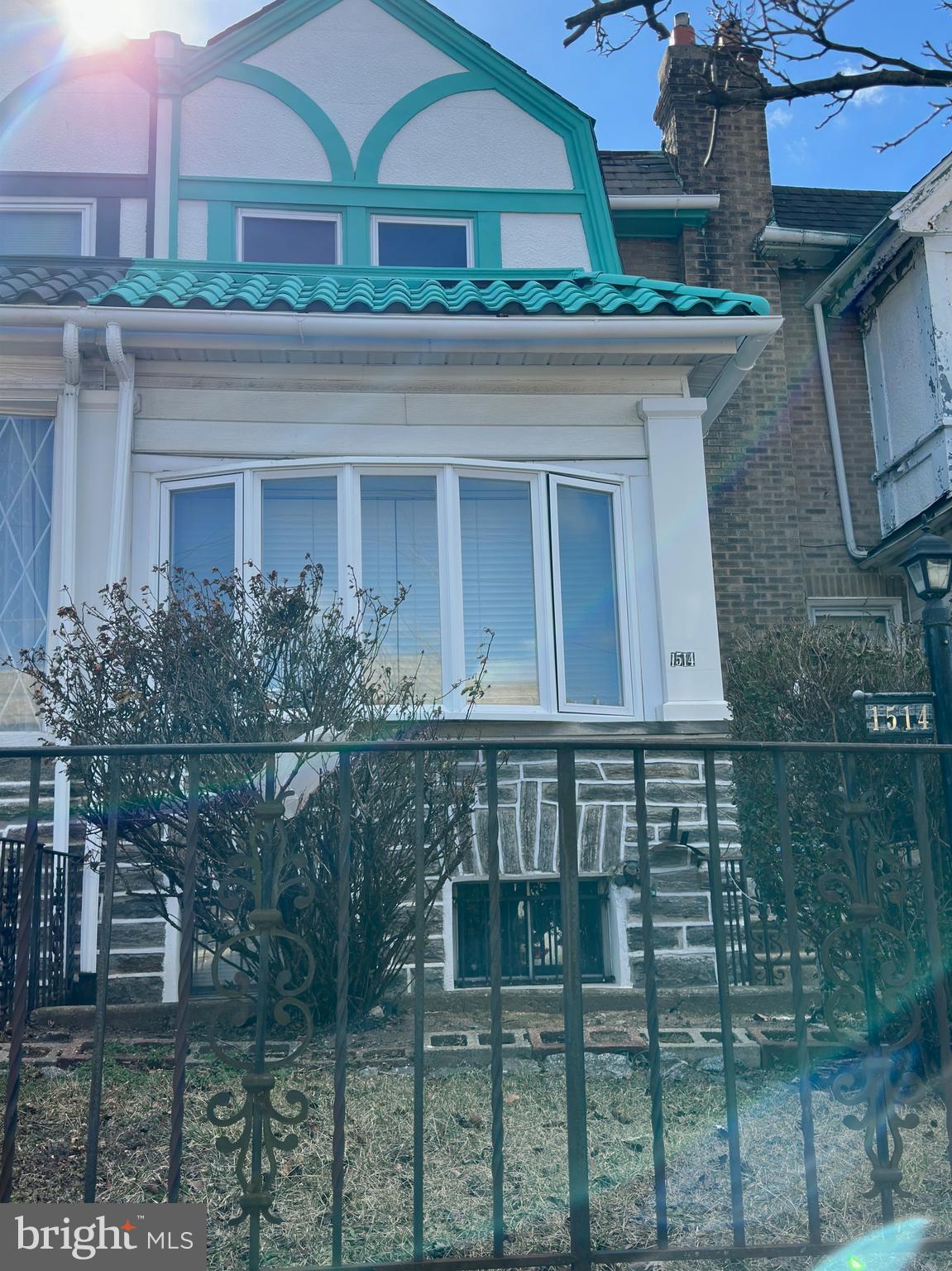 FERN ROCK - Residential