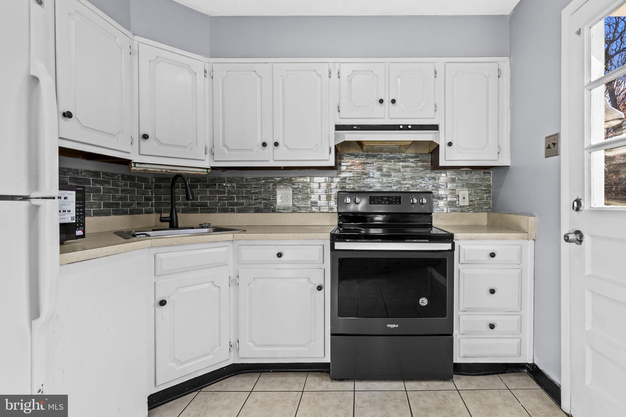 GLENSIDE FARMS - Residential