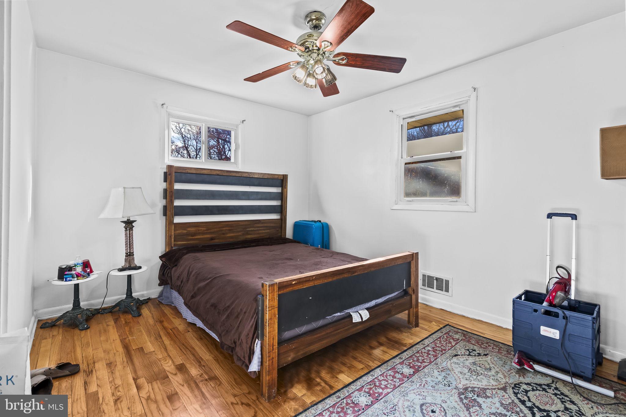 GLENSIDE FARMS - Residential