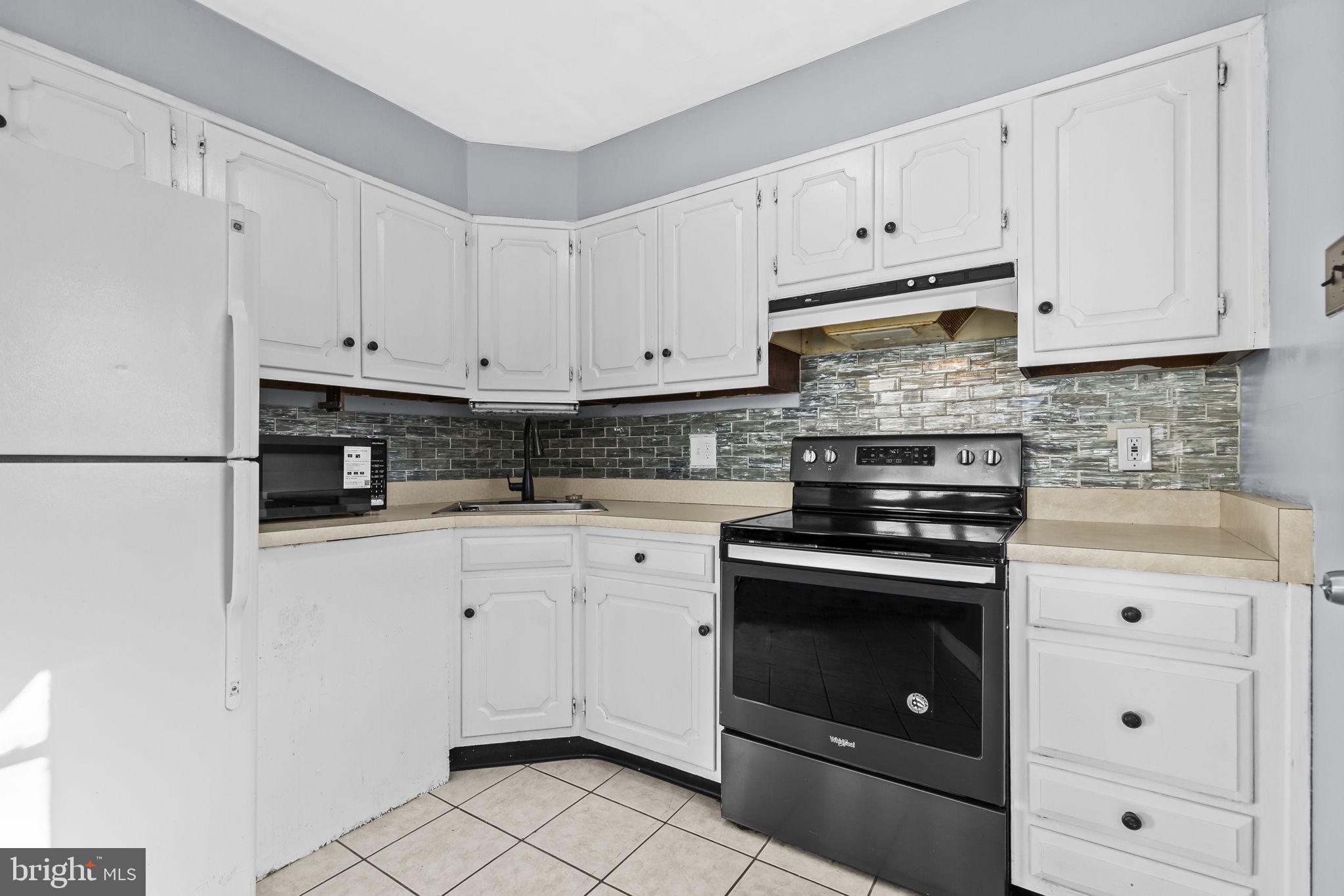 GLENSIDE FARMS - Residential