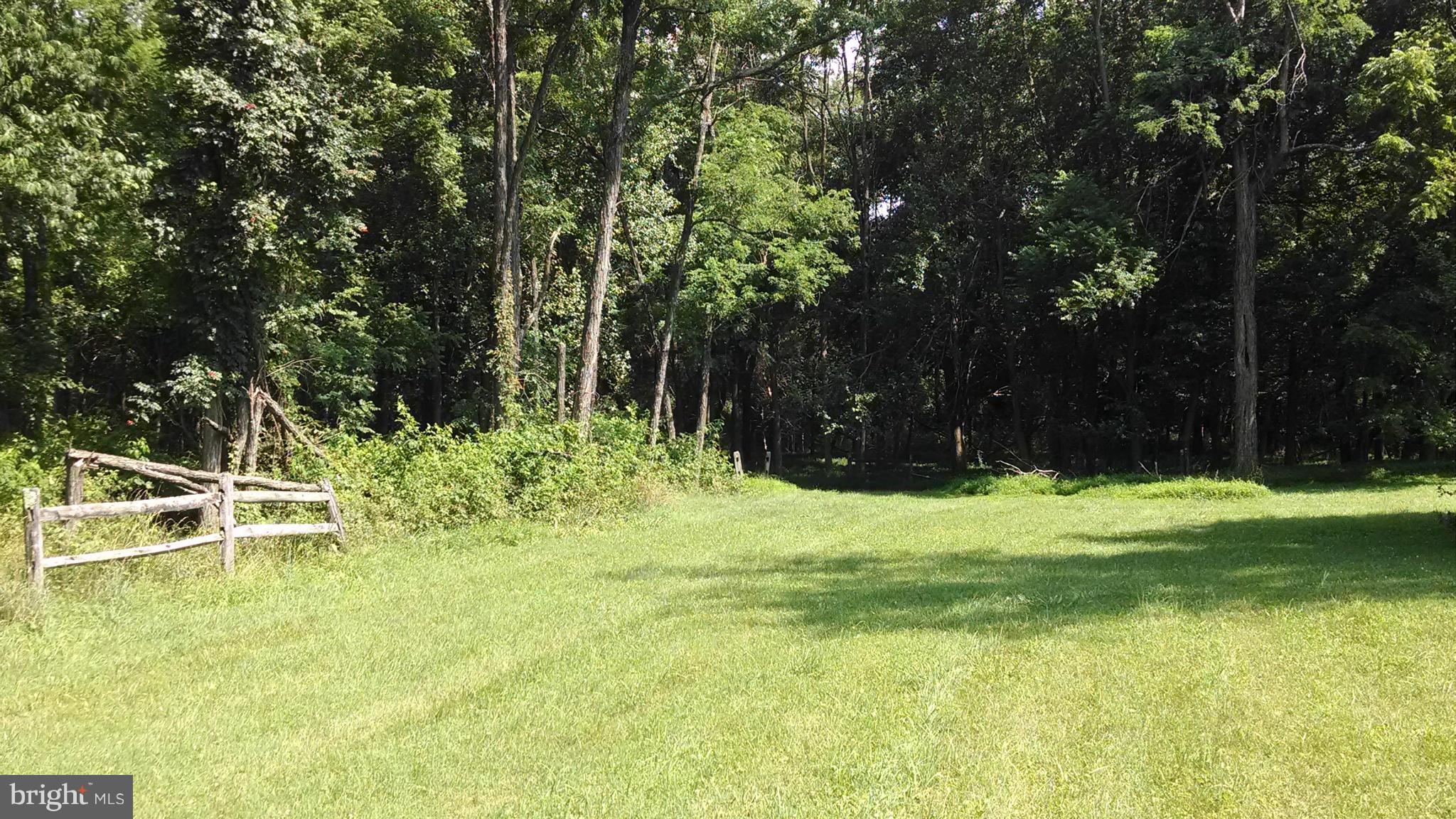 FOX RUN OF MIDDLEBURG - Land