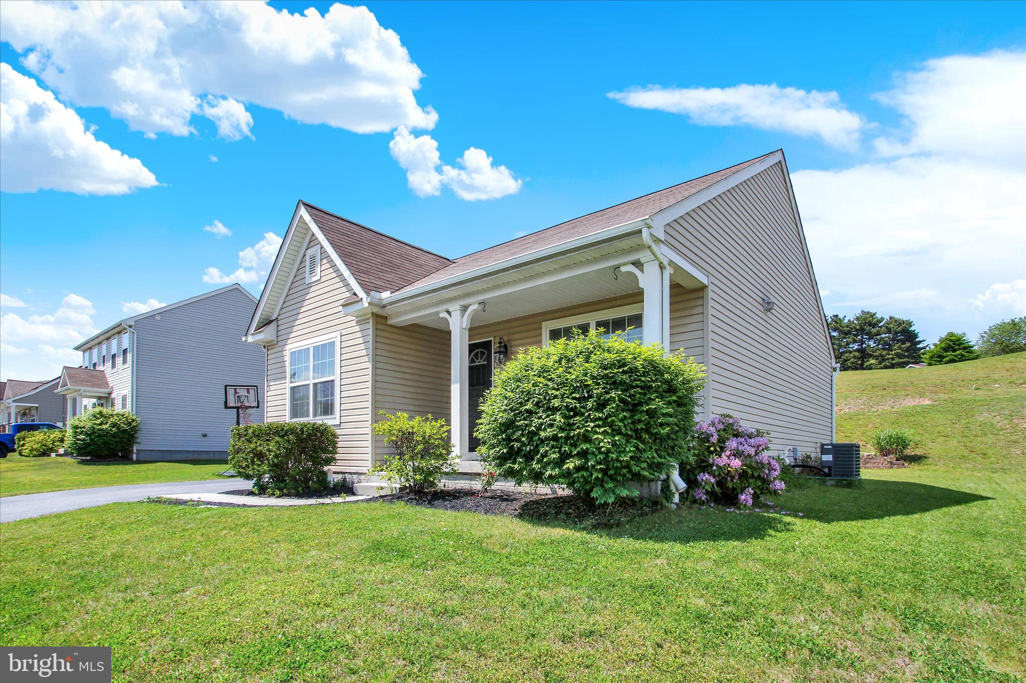 APPLEWOOD - Residential